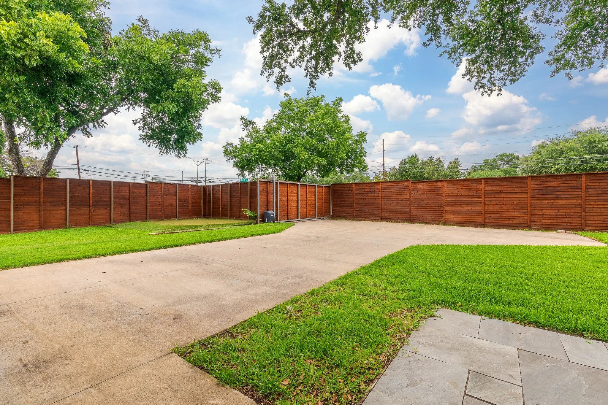 Single Family Residence For Sale in Dallas County , 3672 Midpines Drive, Dallas, Texas 75229, 4 Bedroom, 3 Bathroom, 2 Garage spaces, 2,148 Sqft, built in 1959, mls#21304880, Real Estate Agent in Dallas, Homes For Sale in Dallas county, Homes For Sale in Dallas, Realtor in Dallas Texas, Real Estate Brokerage Independent Realty Texas, Luminita Cordes Realtor