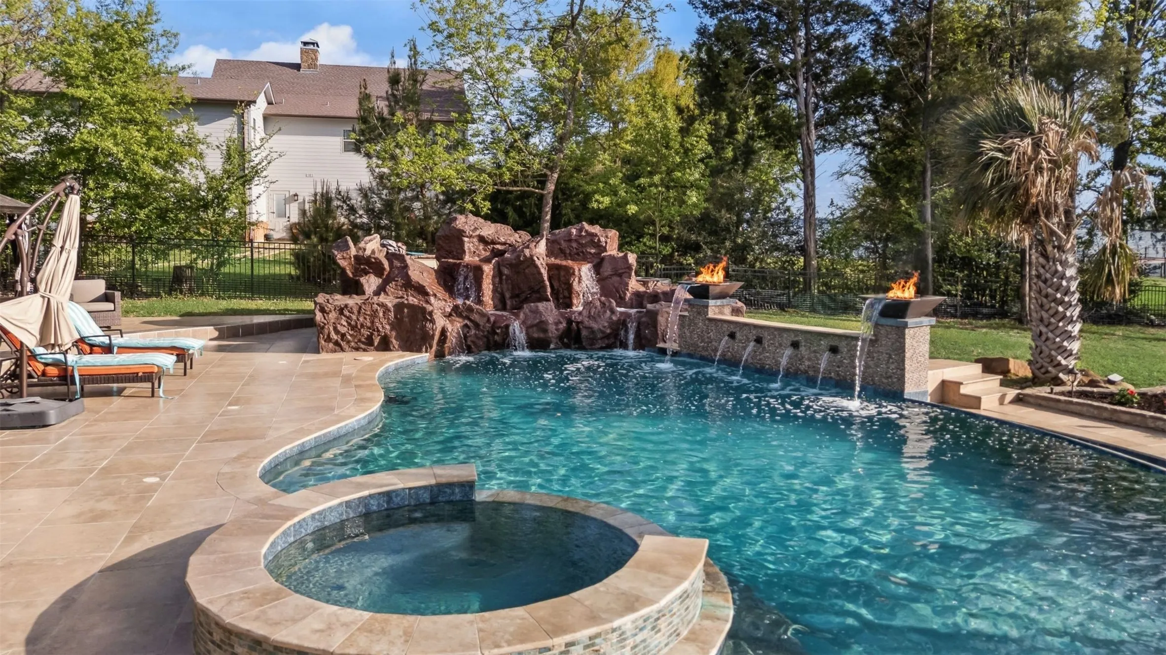 Single Family Residence For Sale in Navarro County , 146 SE County Road 2230k, Corsicana, Texas 75109, 5 Bedroom, 6 Bathroom, 3 Garage spaces, 4,005 Sqft, built in 2013, mls#21302064, Real Estate Agent in Corsicana, Homes For Sale in Navarro county, Homes For Sale in Corsicana, Realtor in Corsicana Texas, Real Estate Brokerage Independent Realty Texas, Luminita Cordes Realtor