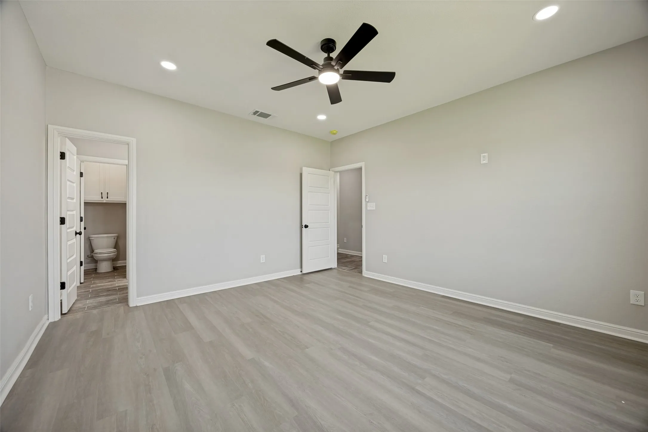 Single Family Residence For Sale in Fannin County , 1948 County Road 1255, Savoy, Texas 75479, 4 Bedroom, 2 Bathroom, 2 Garage spaces, 1,823 Sqft, built in 2025, mls#21297777, Real Estate Agent in Savoy, Homes For Sale in Fannin county, Homes For Sale in Savoy, Realtor in Savoy Texas, Real Estate Brokerage Independent Realty Texas, Luminita Cordes Realtor
