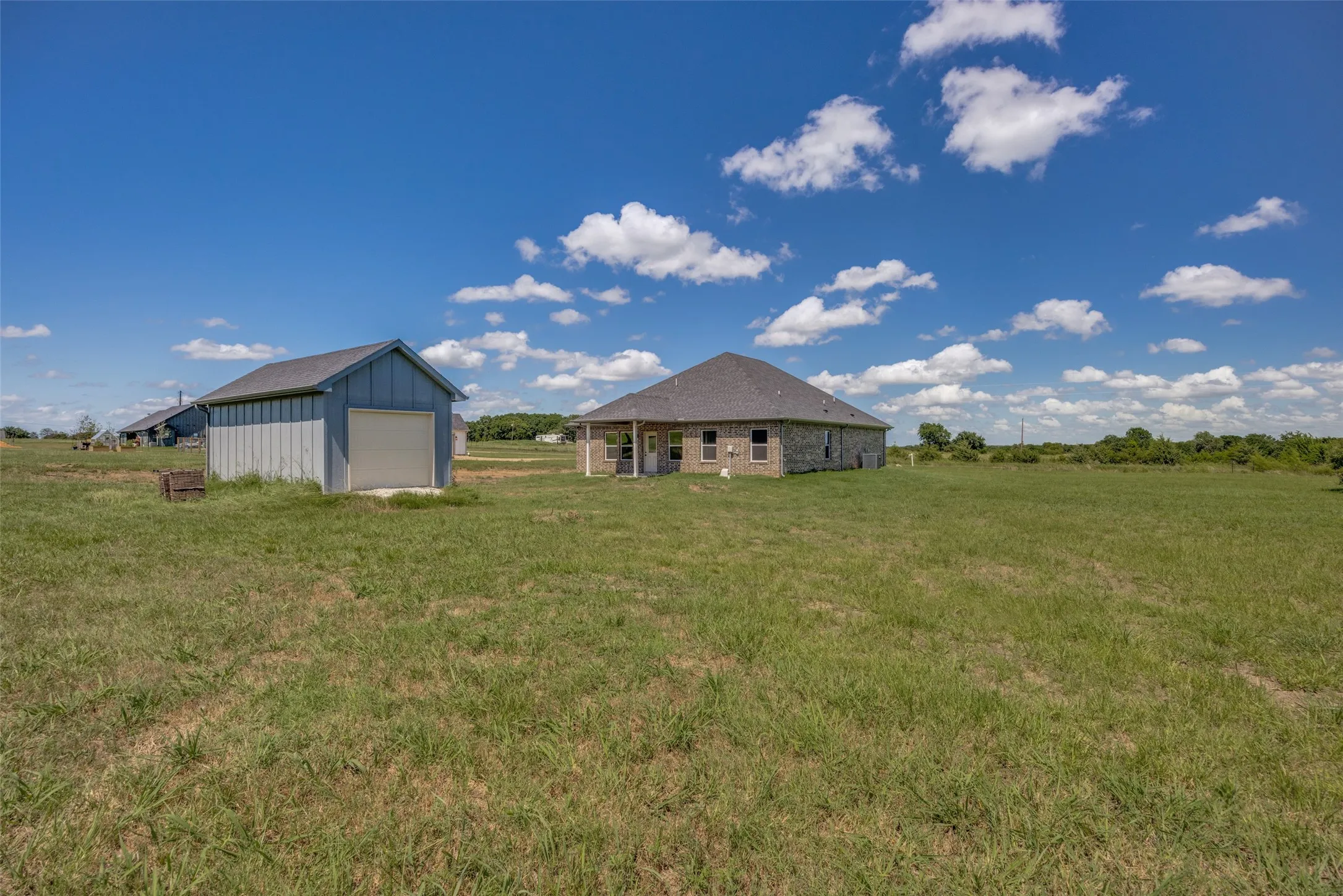 Single Family Residence For Sale in Fannin County , 1948 County Road 1255, Savoy, Texas 75479, 4 Bedroom, 2 Bathroom, 2 Garage spaces, 1,823 Sqft, built in 2025, mls#21297777, Real Estate Agent in Savoy, Homes For Sale in Fannin county, Homes For Sale in Savoy, Realtor in Savoy Texas, Real Estate Brokerage Independent Realty Texas, Luminita Cordes Realtor