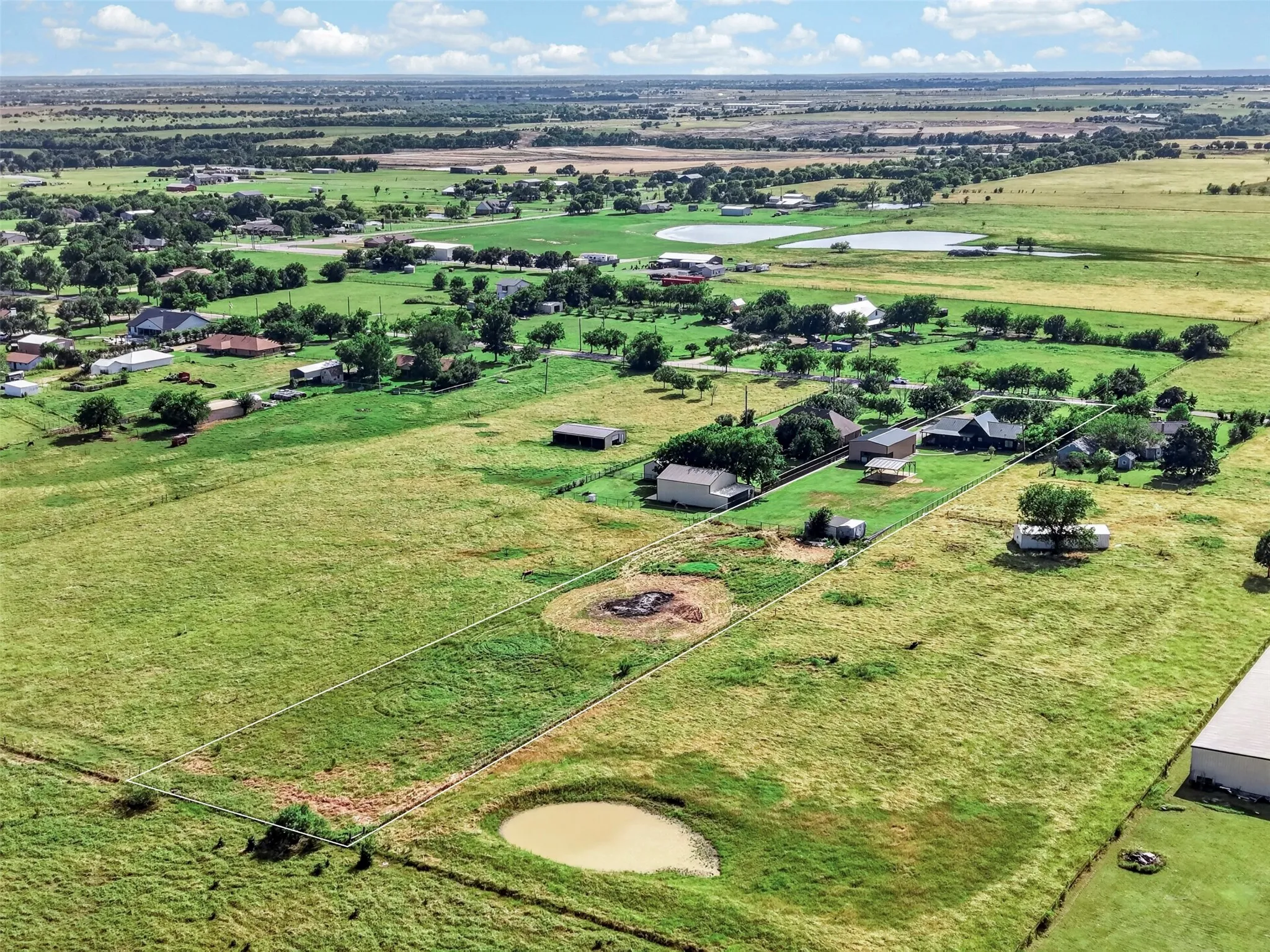 Single Family Residence For Sale in Denton County , 2270 Mitchell Road, Krum, Texas 76249, 3 Bedroom, 2 Bathroom, 2 Garage spaces, 1,736 Sqft, built in 2018, mls#21299539, Real Estate Agent in Krum, Homes For Sale in Denton county, Homes For Sale in Krum, Realtor in Krum Texas, Real Estate Brokerage Independent Realty Texas, Luminita Cordes Realtor