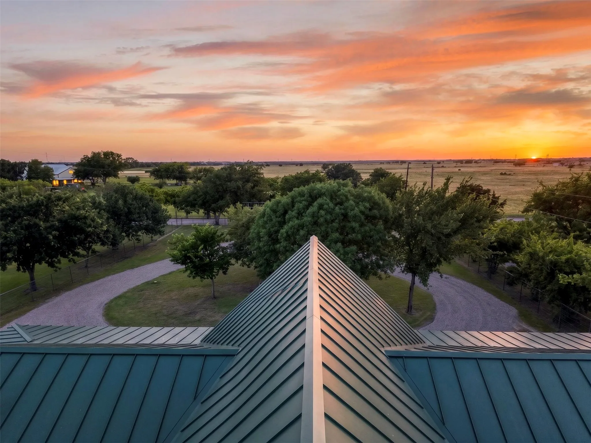Single Family Residence For Sale in Denton County , 2270 Mitchell Road, Krum, Texas 76249, 3 Bedroom, 2 Bathroom, 2 Garage spaces, 1,736 Sqft, built in 2018, mls#21299539, Real Estate Agent in Krum, Homes For Sale in Denton county, Homes For Sale in Krum, Realtor in Krum Texas, Real Estate Brokerage Independent Realty Texas, Luminita Cordes Realtor