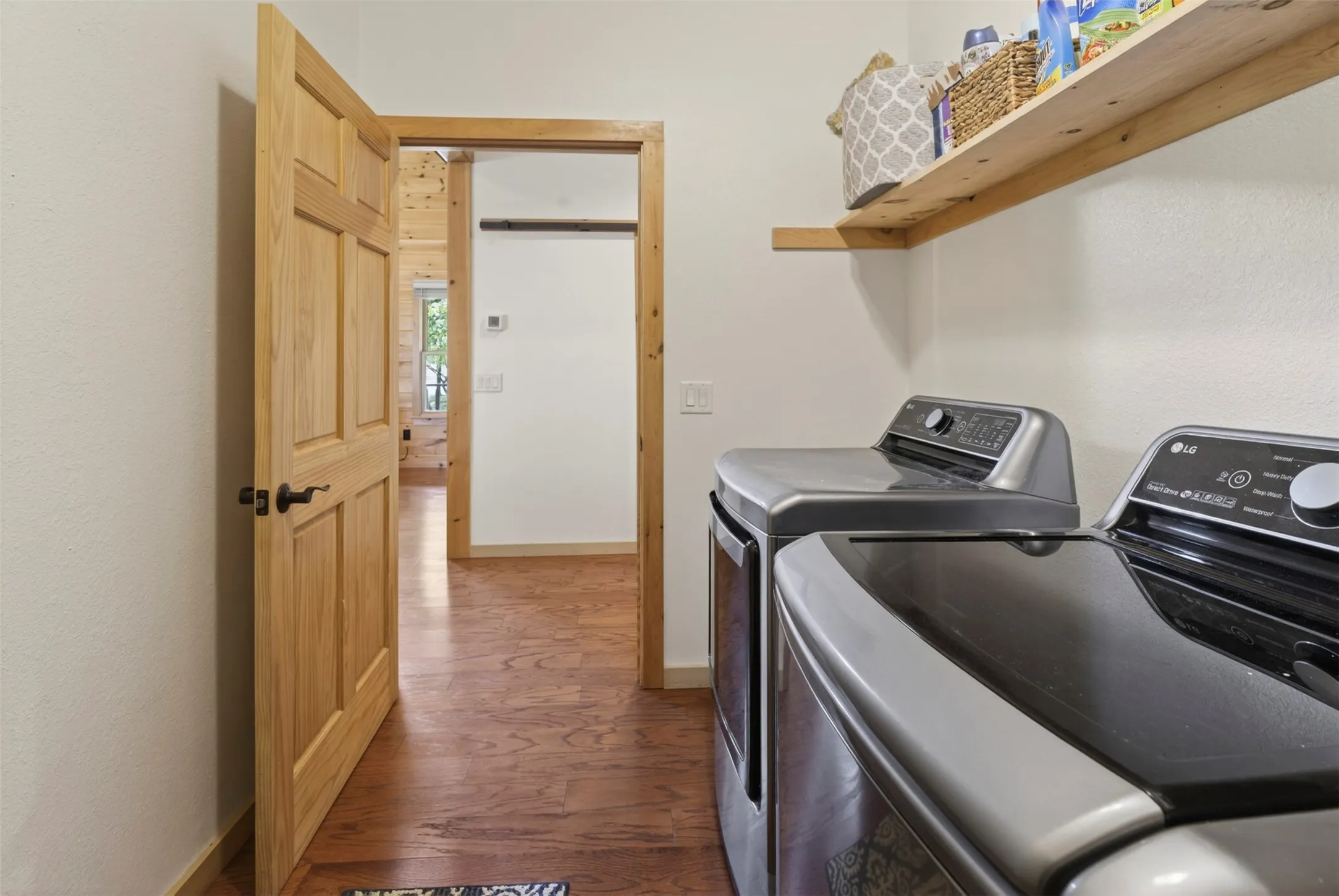 Single Family Residence For Sale in Denton County , 2270 Mitchell Road, Krum, Texas 76249, 3 Bedroom, 2 Bathroom, 2 Garage spaces, 1,736 Sqft, built in 2018, mls#21299539, Real Estate Agent in Krum, Homes For Sale in Denton county, Homes For Sale in Krum, Realtor in Krum Texas, Real Estate Brokerage Independent Realty Texas, Luminita Cordes Realtor