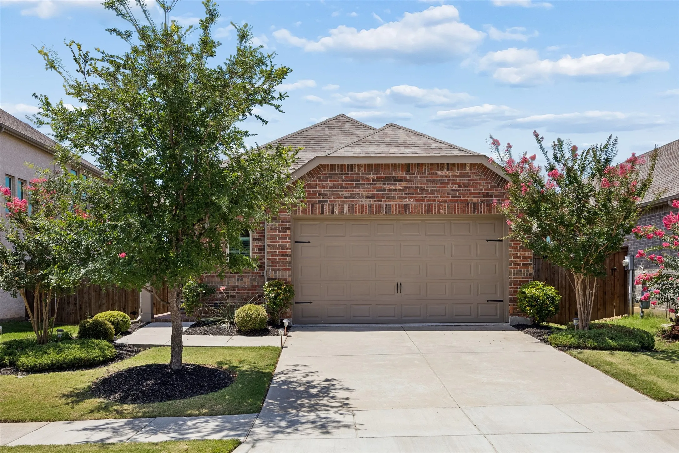 Single Family Residence For Sale in Denton County , 1116 Friesian Lane, Aubrey, Texas 76227, 3 Bedrooms, 2 Bathrooms, 2 Garage spaces, 1,611 Sqft, built in 2018, Price $299,990, mls#21302825, Real Estate Agent in Aubrey, Homes For Sale in Denton county, Homes For Sale in Aubrey, Realtor in Aubrey Texas, Real Estate Brokerage Independent Realty Texas, Luminita Cordes Realtor