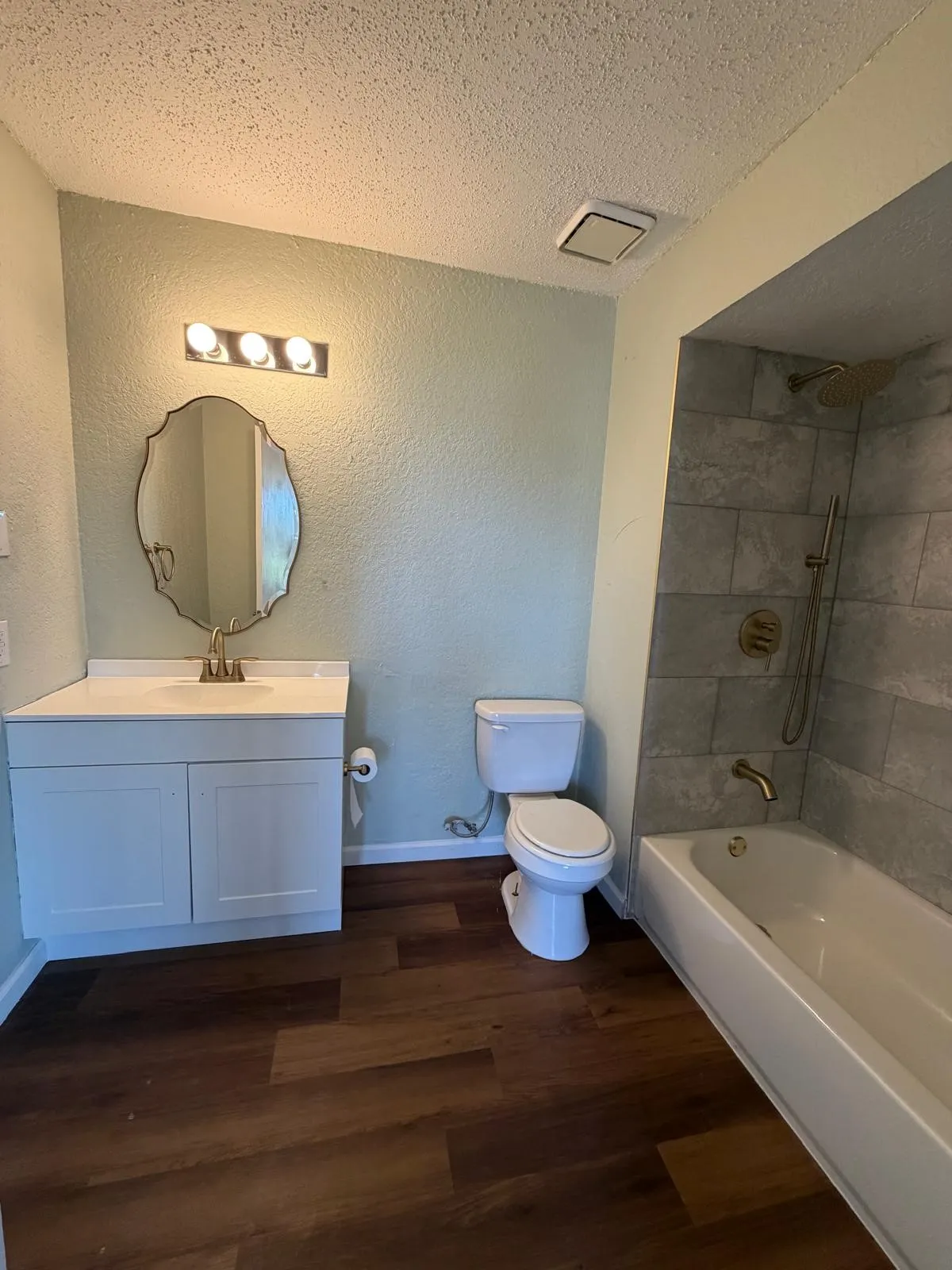 Condominium For Rent in Collin County , 2400 Jupiter Road A3, Plano, Texas 75074, 2 Bedroom, 3 Bathroom, Garage spaces, 1,254 Sqft, built in 1985, mls#21305888, Real Estate Agent in Plano, Homes For Rent in Collin county, Homes For Rent in Plano, Realtor in Plano Texas, Real Estate Brokerage Independent Realty Texas, Luminita Cordes Realtor