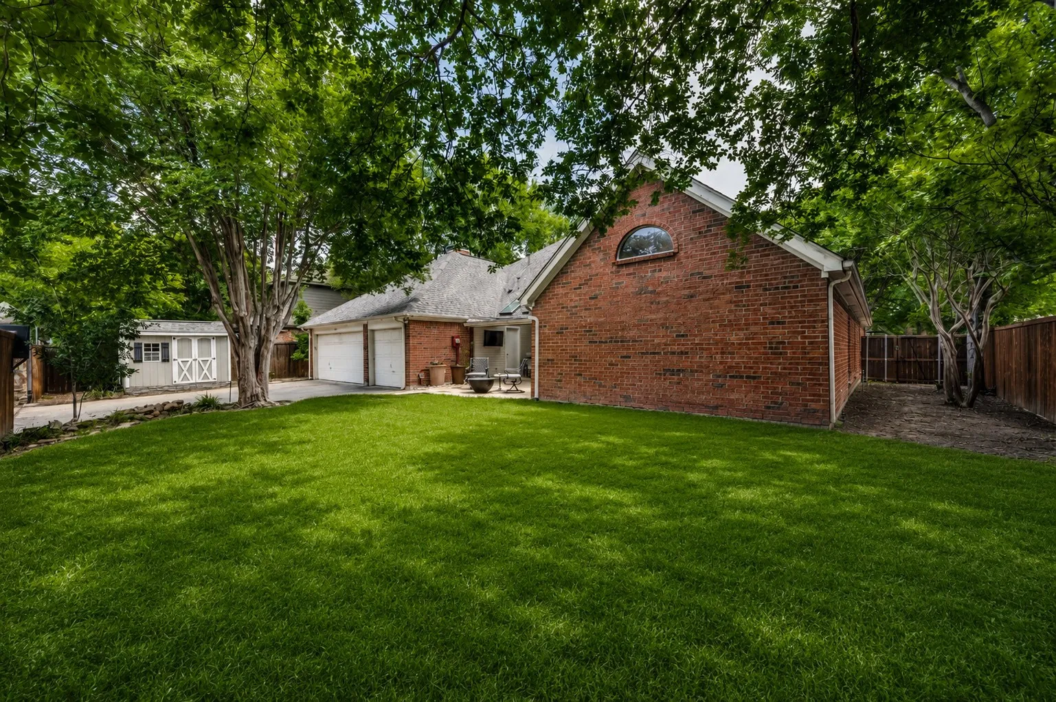 Single Family Residence For Sale in Dallas County , 314 Pecan Hollow Drive, Coppell, Texas 75019, 4 Bedroom, 4 Bathroom, 3 Garage spaces, 3,003 Sqft, built in 1991, mls#21298271, Real Estate Agent in Coppell, Homes For Sale in Dallas county, Homes For Sale in Coppell, Realtor in Coppell Texas, Real Estate Brokerage Independent Realty Texas, Luminita Cordes Realtor