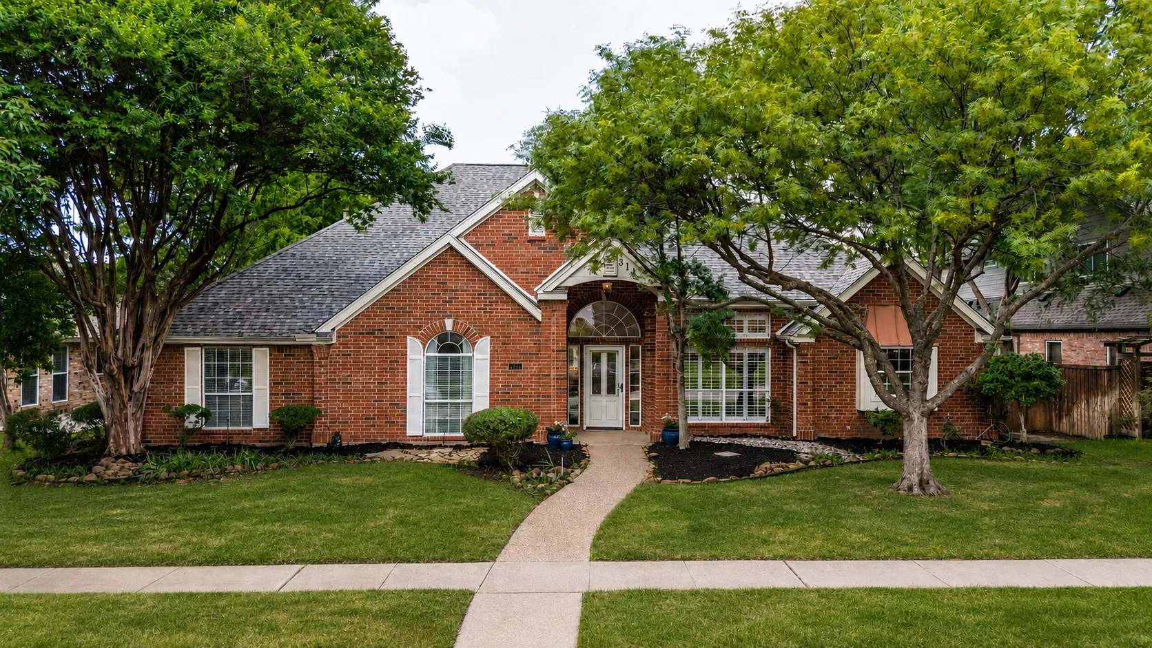 Single Family Residence For Sale in Dallas County , 314 Pecan Hollow Drive, Coppell, Texas 75019, 4 Bedroom, 4 Bathroom, 3 Garage spaces, 3,003 Sqft, built in 1991, mls#21298271, Real Estate Agent in Coppell, Homes For Sale in Dallas county, Homes For Sale in Coppell, Realtor in Coppell Texas, Real Estate Brokerage Independent Realty Texas, Luminita Cordes Realtor