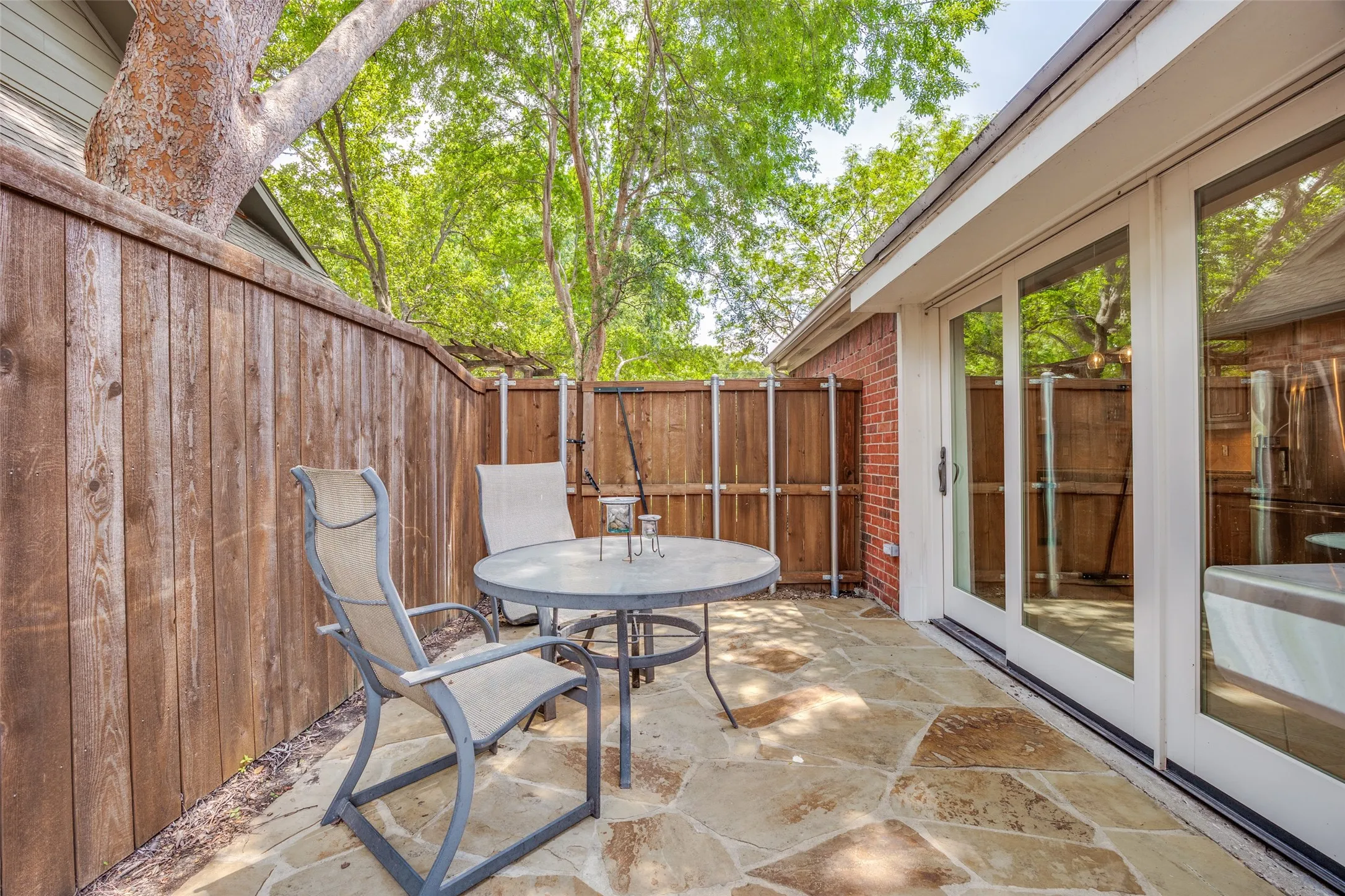 Single Family Residence For Sale in Dallas County , 314 Pecan Hollow Drive, Coppell, Texas 75019, 4 Bedroom, 4 Bathroom, 3 Garage spaces, 3,003 Sqft, built in 1991, mls#21298271, Real Estate Agent in Coppell, Homes For Sale in Dallas county, Homes For Sale in Coppell, Realtor in Coppell Texas, Real Estate Brokerage Independent Realty Texas, Luminita Cordes Realtor