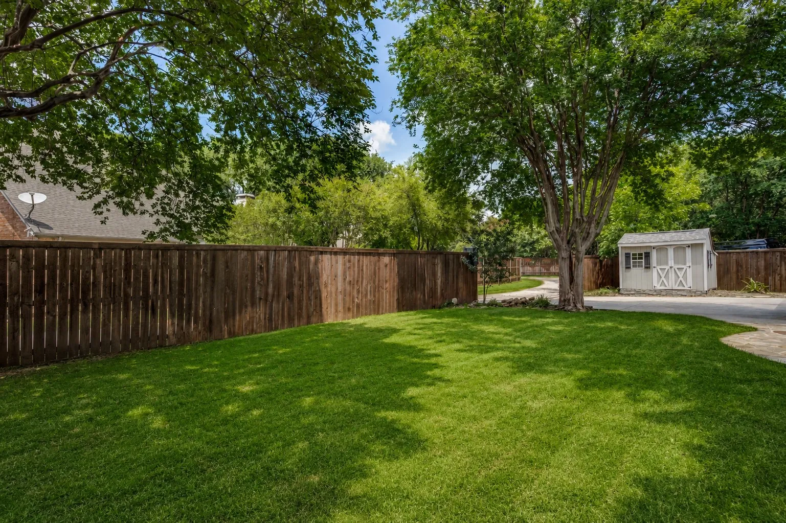 Single Family Residence For Sale in Dallas County , 314 Pecan Hollow Drive, Coppell, Texas 75019, 4 Bedroom, 4 Bathroom, 3 Garage spaces, 3,003 Sqft, built in 1991, mls#21298271, Real Estate Agent in Coppell, Homes For Sale in Dallas county, Homes For Sale in Coppell, Realtor in Coppell Texas, Real Estate Brokerage Independent Realty Texas, Luminita Cordes Realtor