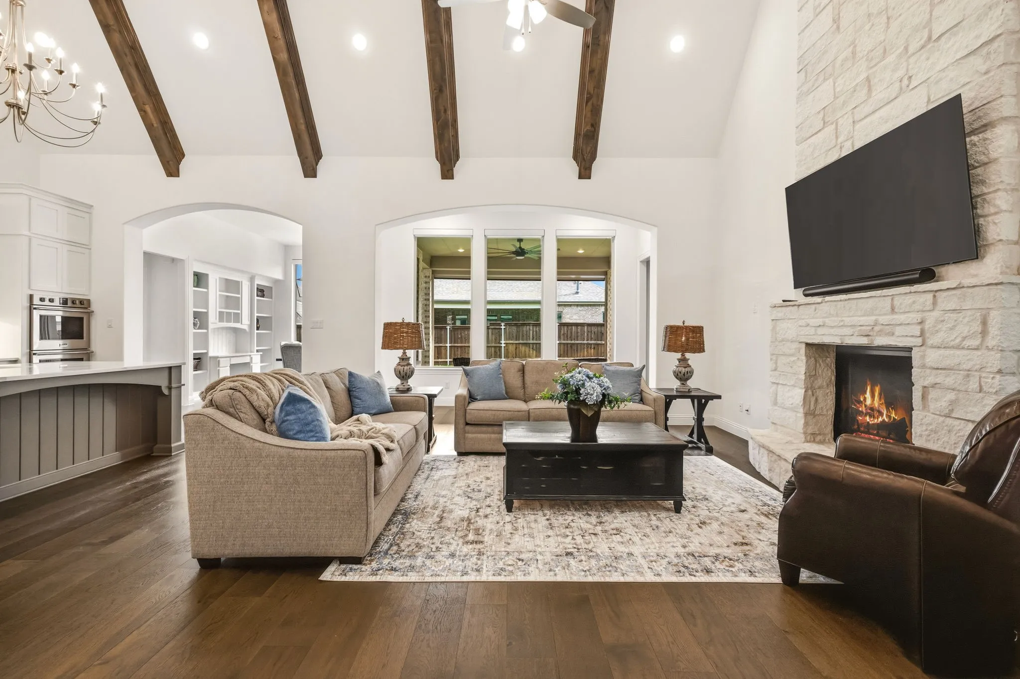 Single Family Residence For Sale in Collin County , 2905 Maverick Way, Celina, Texas 75009, 4 Bedroom, 5 Bathroom, 3 Garage spaces, 3,593 Sqft, built in 2020, mls#21303596, Real Estate Agent in Celina, Homes For Sale in Collin county, Homes For Sale in Celina, Realtor in Celina Texas, Real Estate Brokerage Independent Realty Texas, Luminita Cordes Realtor