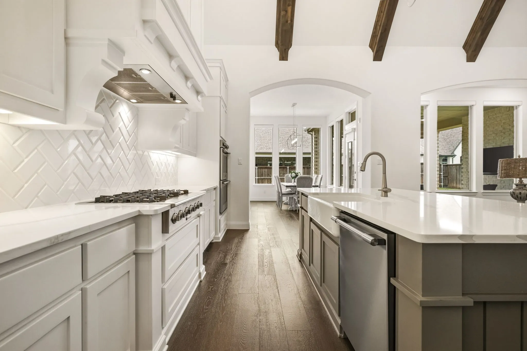 Single Family Residence For Sale in Collin County , 2905 Maverick Way, Celina, Texas 75009, 4 Bedroom, 5 Bathroom, 3 Garage spaces, 3,593 Sqft, built in 2020, mls#21303596, Real Estate Agent in Celina, Homes For Sale in Collin county, Homes For Sale in Celina, Realtor in Celina Texas, Real Estate Brokerage Independent Realty Texas, Luminita Cordes Realtor