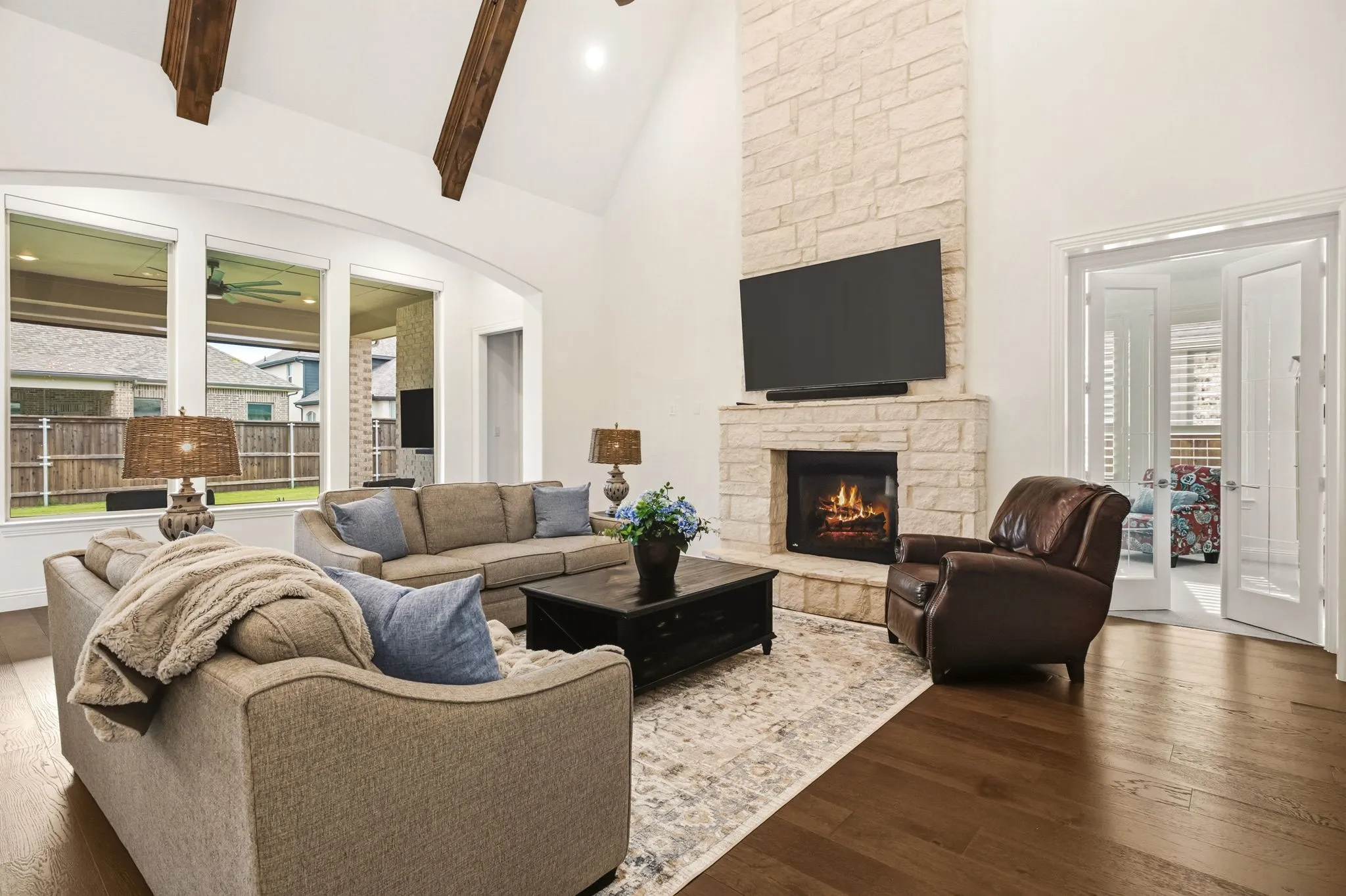 Single Family Residence For Sale in Collin County , 2905 Maverick Way, Celina, Texas 75009, 4 Bedroom, 5 Bathroom, 3 Garage spaces, 3,593 Sqft, built in 2020, mls#21303596, Real Estate Agent in Celina, Homes For Sale in Collin county, Homes For Sale in Celina, Realtor in Celina Texas, Real Estate Brokerage Independent Realty Texas, Luminita Cordes Realtor