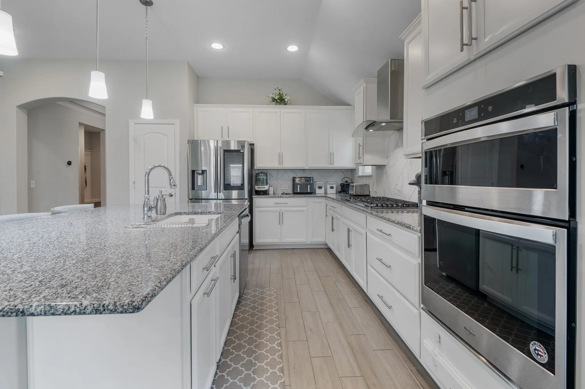 Single Family Residence For Sale in Johnson County , 2602 Melrose Drive, Mansfield, Texas 76084, 3 Bedroom, 2 Bathroom, 2 Garage spaces, 2,231 Sqft, built in 2021, mls#21303430, Real Estate Agent in Mansfield, Homes For Sale in Johnson county, Homes For Sale in Mansfield, Realtor in Mansfield Texas, Real Estate Brokerage Independent Realty Texas, Luminita Cordes Realtor