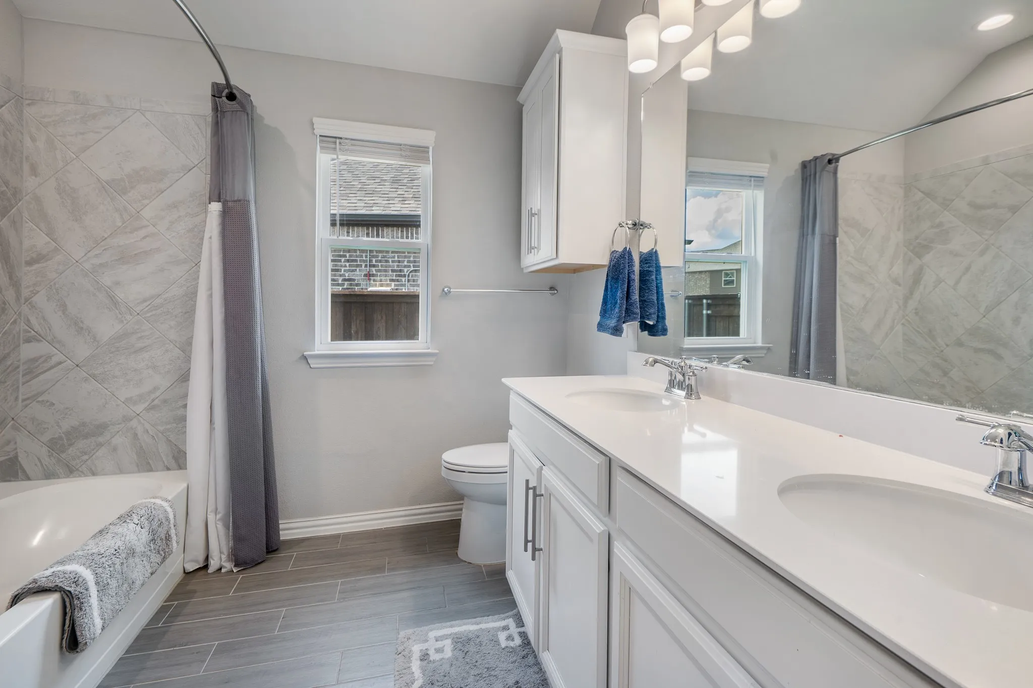Single Family Residence For Sale in Johnson County , 2602 Melrose Drive, Mansfield, Texas 76084, 3 Bedroom, 2 Bathroom, 2 Garage spaces, 2,231 Sqft, built in 2021, mls#21303430, Real Estate Agent in Mansfield, Homes For Sale in Johnson county, Homes For Sale in Mansfield, Realtor in Mansfield Texas, Real Estate Brokerage Independent Realty Texas, Luminita Cordes Realtor