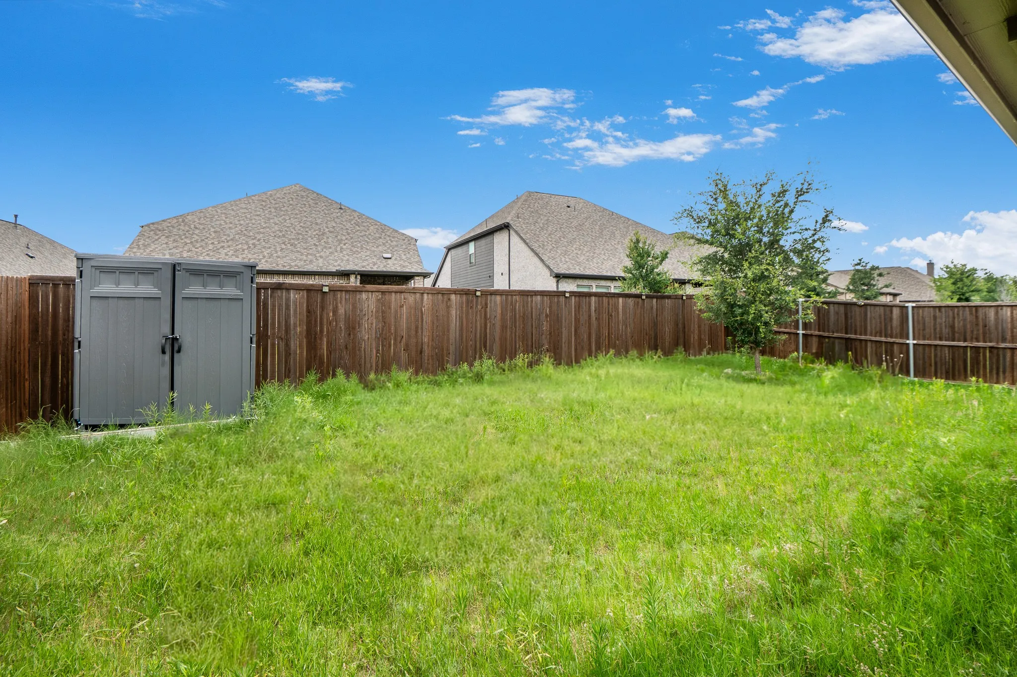 Single Family Residence For Sale in Johnson County , 2602 Melrose Drive, Mansfield, Texas 76084, 3 Bedroom, 2 Bathroom, 2 Garage spaces, 2,231 Sqft, built in 2021, mls#21303430, Real Estate Agent in Mansfield, Homes For Sale in Johnson county, Homes For Sale in Mansfield, Realtor in Mansfield Texas, Real Estate Brokerage Independent Realty Texas, Luminita Cordes Realtor