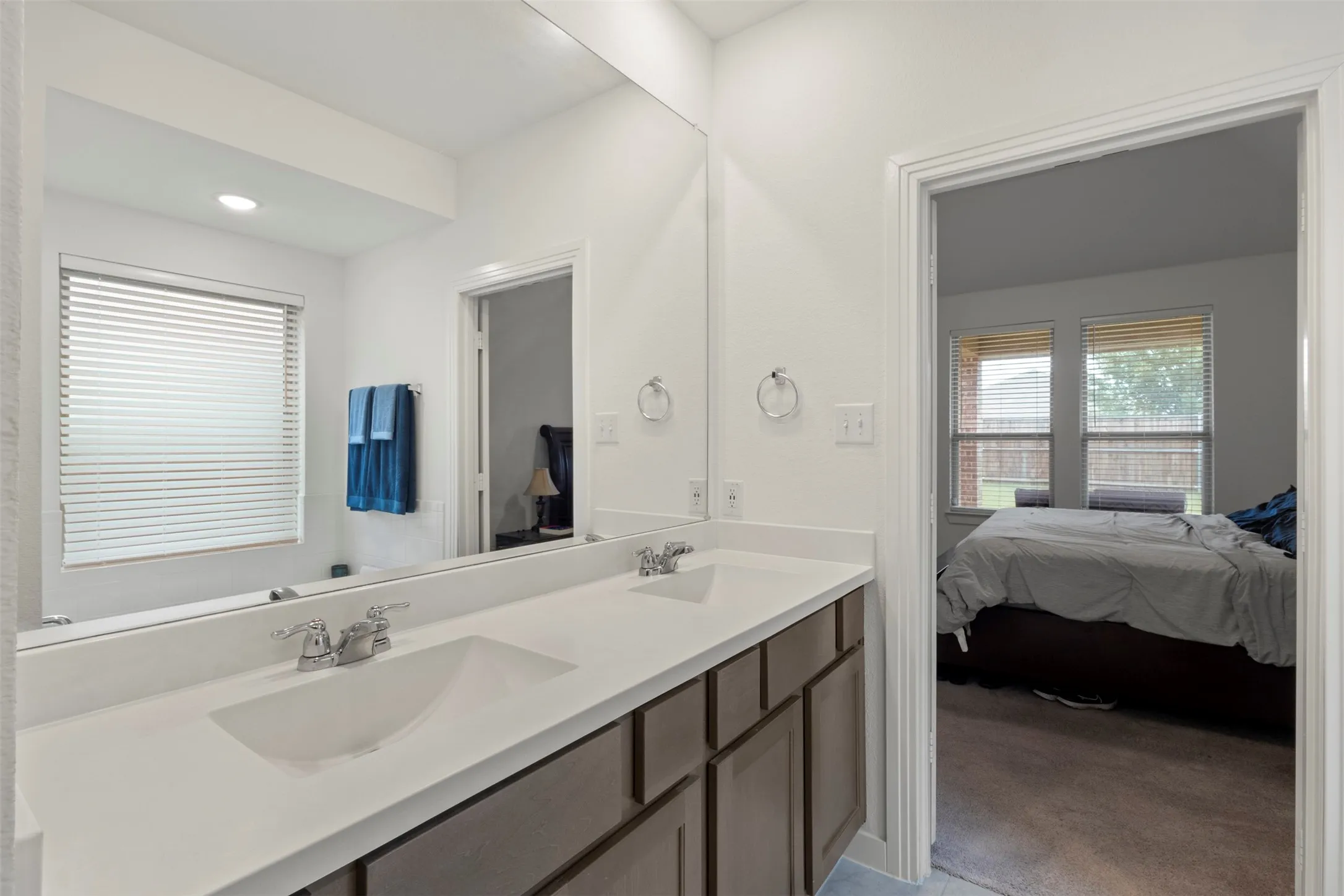 Single Family Residence For Sale in Denton County , 1848 Coronet Avenue, Aubrey, Texas 76227, 3 Bedroom, 3 Bathroom, 2 Garage spaces, 2,262 Sqft, built in 2021, mls#21305808, Real Estate Agent in Aubrey, Homes For Sale in Denton county, Homes For Sale in Aubrey, Realtor in Aubrey Texas, Real Estate Brokerage Independent Realty Texas, Luminita Cordes Realtor