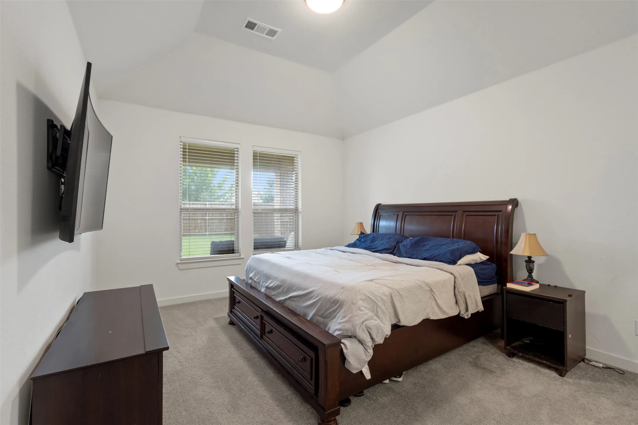 Single Family Residence For Sale in Denton County , 1848 Coronet Avenue, Aubrey, Texas 76227, 3 Bedroom, 3 Bathroom, 2 Garage spaces, 2,262 Sqft, built in 2021, mls#21305808, Real Estate Agent in Aubrey, Homes For Sale in Denton county, Homes For Sale in Aubrey, Realtor in Aubrey Texas, Real Estate Brokerage Independent Realty Texas, Luminita Cordes Realtor