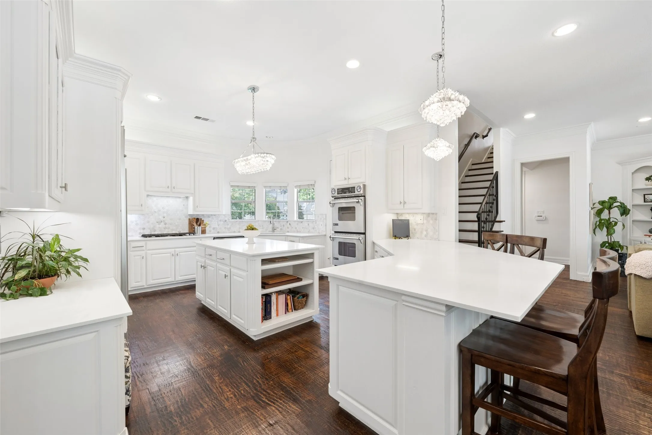 Single Family Residence For Sale in Denton County , 5204 Prince Lane, Flower Mound, Texas 75022, 5 Bedroom, 6 Bathroom, 3 Garage spaces, 5,119 Sqft, built in 1998, Price $1,795,000, mls#21302342, Real Estate Agent in Flower Mound, Homes For Sale in Denton county, Homes For Sale in Flower Mound, Realtor in Flower Mound Texas, Real Estate Brokerage Independent Realty Texas, Luminita Cordes Realtor