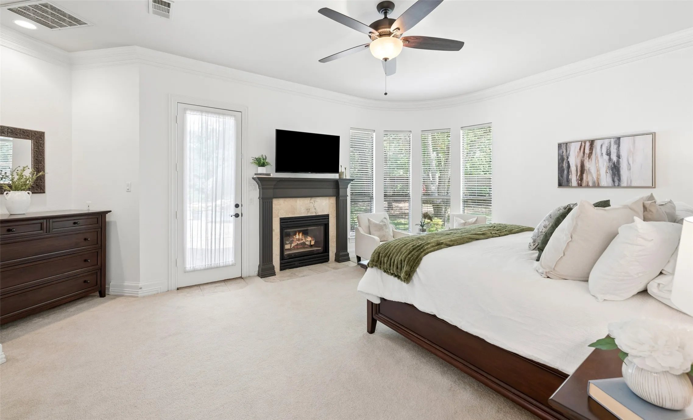 Single Family Residence For Sale in Denton County , 5204 Prince Lane, Flower Mound, Texas 75022, 5 Bedroom, 6 Bathroom, 3 Garage spaces, 5,119 Sqft, built in 1998, Price $1,795,000, mls#21302342, Real Estate Agent in Flower Mound, Homes For Sale in Denton county, Homes For Sale in Flower Mound, Realtor in Flower Mound Texas, Real Estate Brokerage Independent Realty Texas, Luminita Cordes Realtor