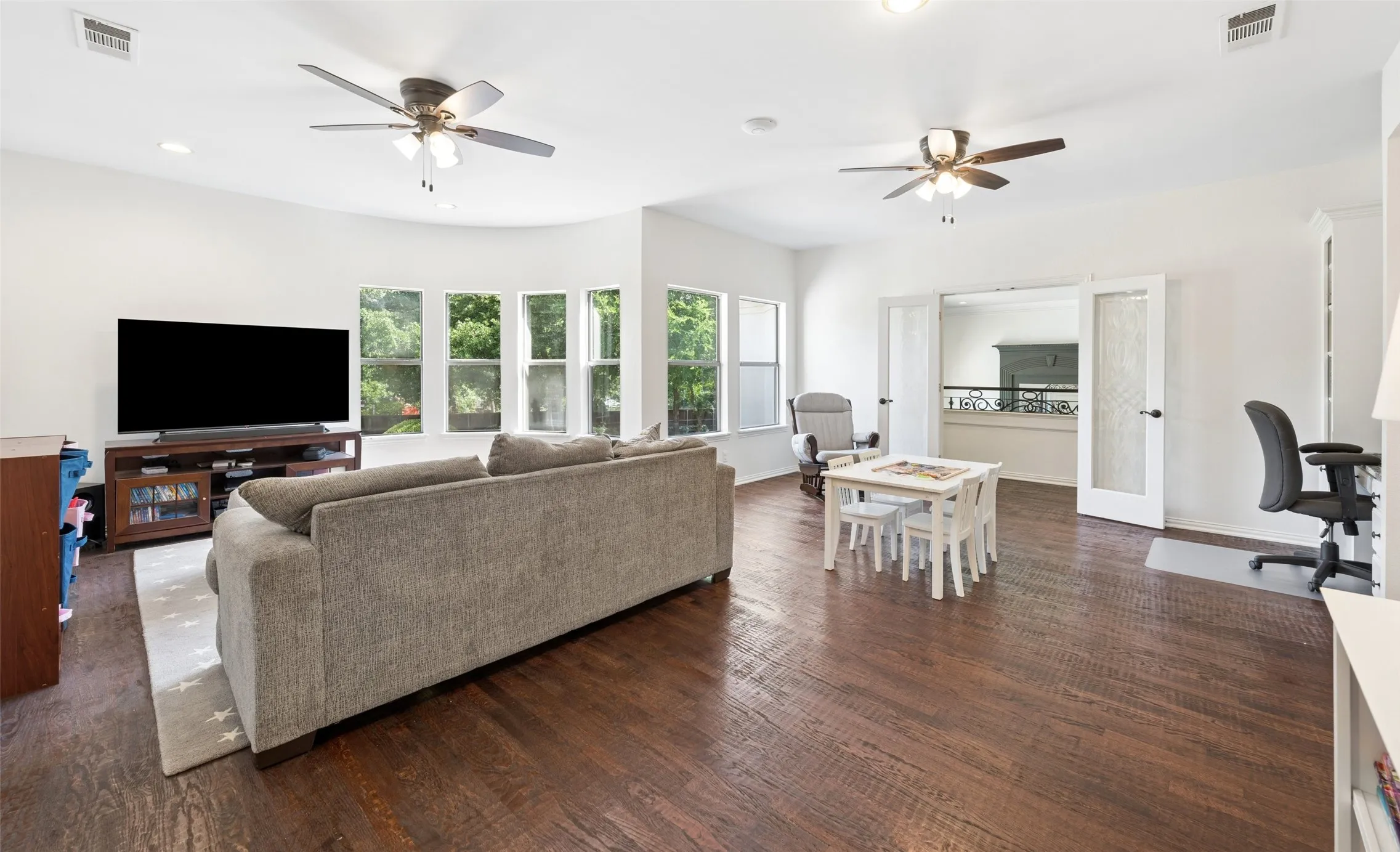Single Family Residence For Sale in Denton County , 5204 Prince Lane, Flower Mound, Texas 75022, 5 Bedroom, 6 Bathroom, 3 Garage spaces, 5,119 Sqft, built in 1998, Price $1,795,000, mls#21302342, Real Estate Agent in Flower Mound, Homes For Sale in Denton county, Homes For Sale in Flower Mound, Realtor in Flower Mound Texas, Real Estate Brokerage Independent Realty Texas, Luminita Cordes Realtor