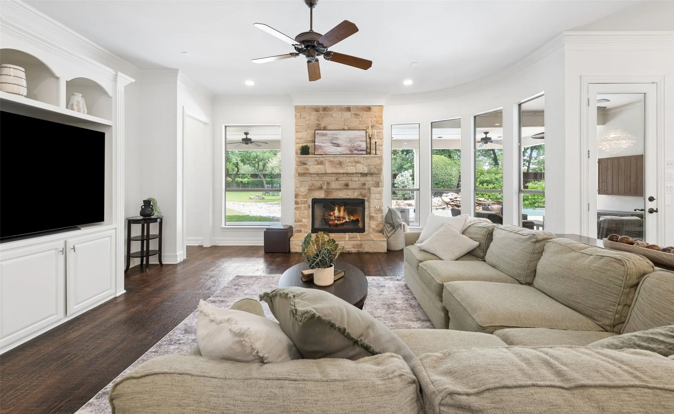 Single Family Residence For Sale in Denton County , 5204 Prince Lane, Flower Mound, Texas 75022, 5 Bedroom, 6 Bathroom, 3 Garage spaces, 5,119 Sqft, built in 1998, Price $1,795,000, mls#21302342, Real Estate Agent in Flower Mound, Homes For Sale in Denton county, Homes For Sale in Flower Mound, Realtor in Flower Mound Texas, Real Estate Brokerage Independent Realty Texas, Luminita Cordes Realtor