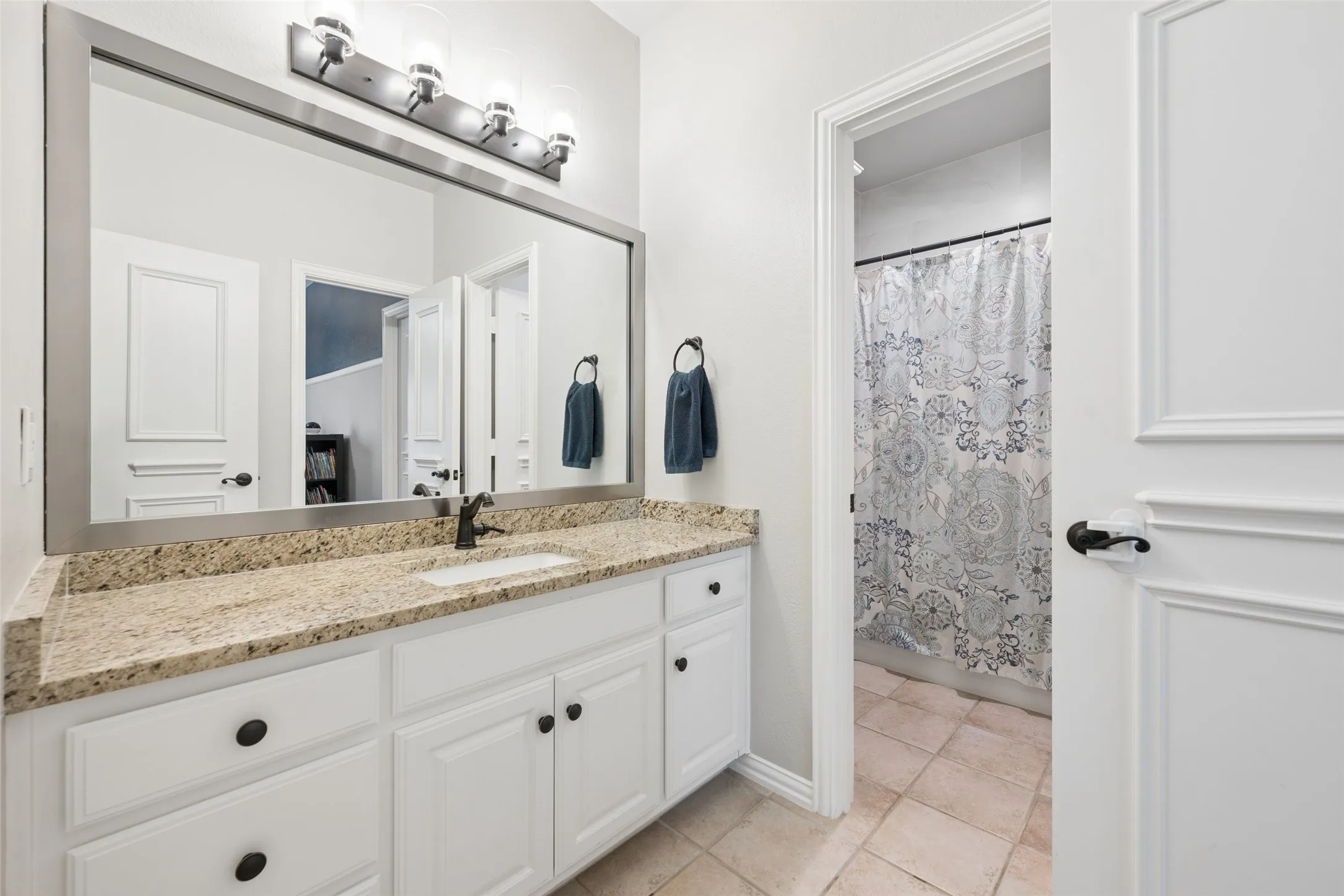 Single Family Residence For Sale in Denton County , 5204 Prince Lane, Flower Mound, Texas 75022, 5 Bedroom, 6 Bathroom, 3 Garage spaces, 5,119 Sqft, built in 1998, Price $1,795,000, mls#21302342, Real Estate Agent in Flower Mound, Homes For Sale in Denton county, Homes For Sale in Flower Mound, Realtor in Flower Mound Texas, Real Estate Brokerage Independent Realty Texas, Luminita Cordes Realtor