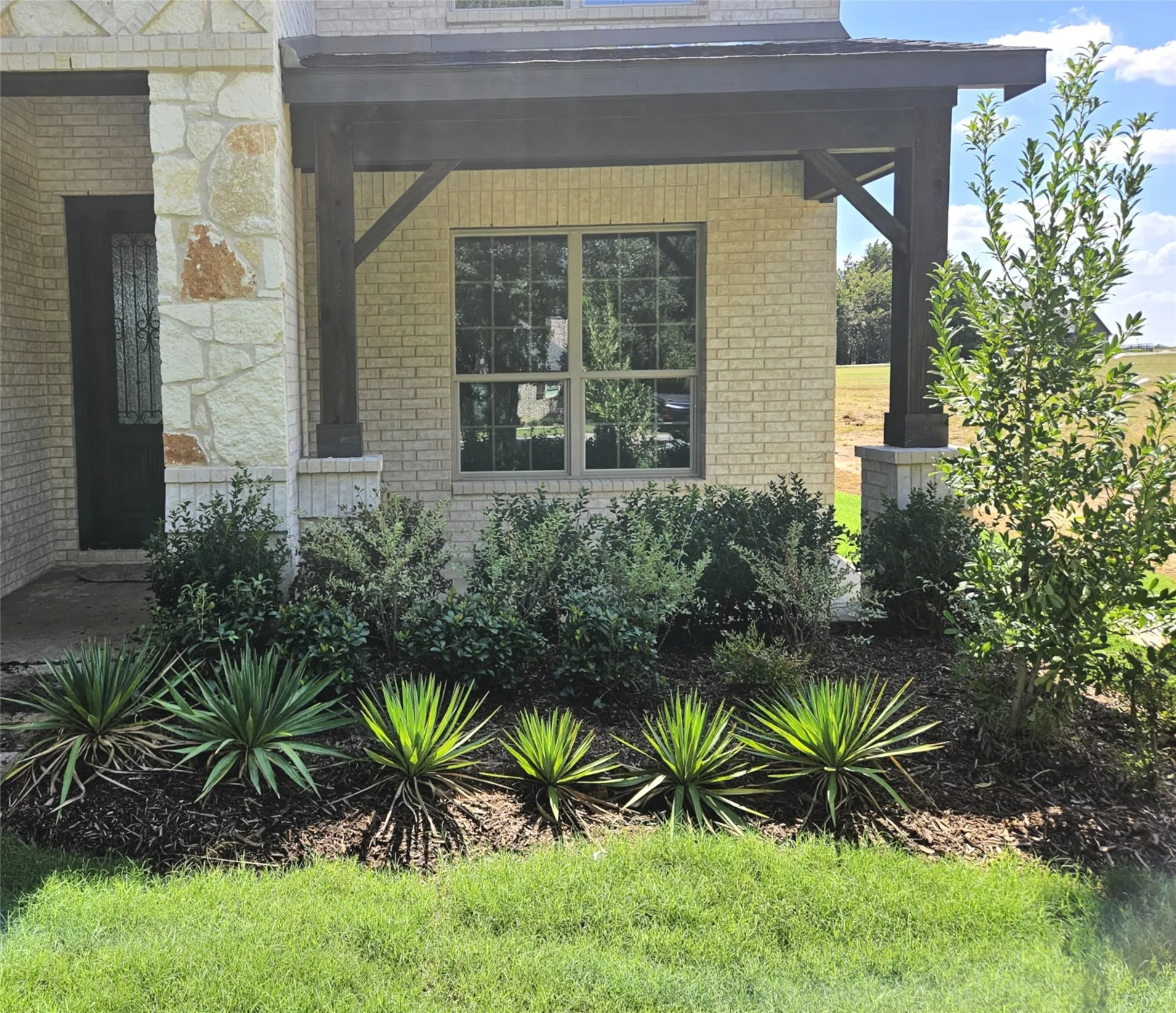 Single Family Residence For Sale in Grayson County , 228 Pronghorn Drive, Gordonville, Texas 76245, 4 Bedroom, 4 Bathroom, 6 Garage spaces, 2,863 Sqft, built in 2026, mls#21305918, Real Estate Agent in Gordonville, Homes For Sale in Grayson county, Homes For Sale in Gordonville, Realtor in Gordonville Texas, Real Estate Brokerage Independent Realty Texas, Luminita Cordes Realtor