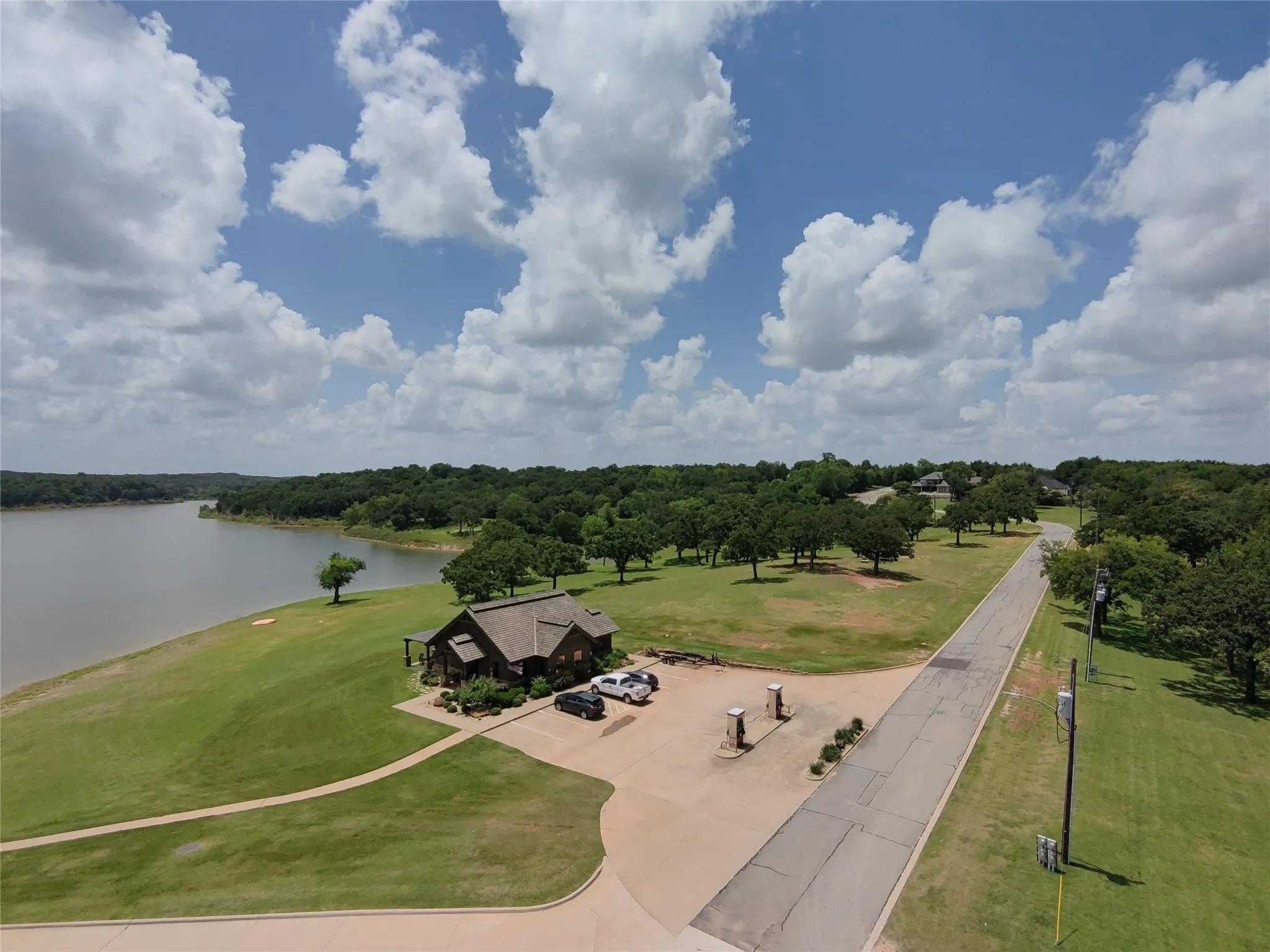 Single Family Residence For Sale in Grayson County , 228 Pronghorn Drive, Gordonville, Texas 76245, 4 Bedroom, 4 Bathroom, 6 Garage spaces, 2,863 Sqft, built in 2026, mls#21305918, Real Estate Agent in Gordonville, Homes For Sale in Grayson county, Homes For Sale in Gordonville, Realtor in Gordonville Texas, Real Estate Brokerage Independent Realty Texas, Luminita Cordes Realtor
