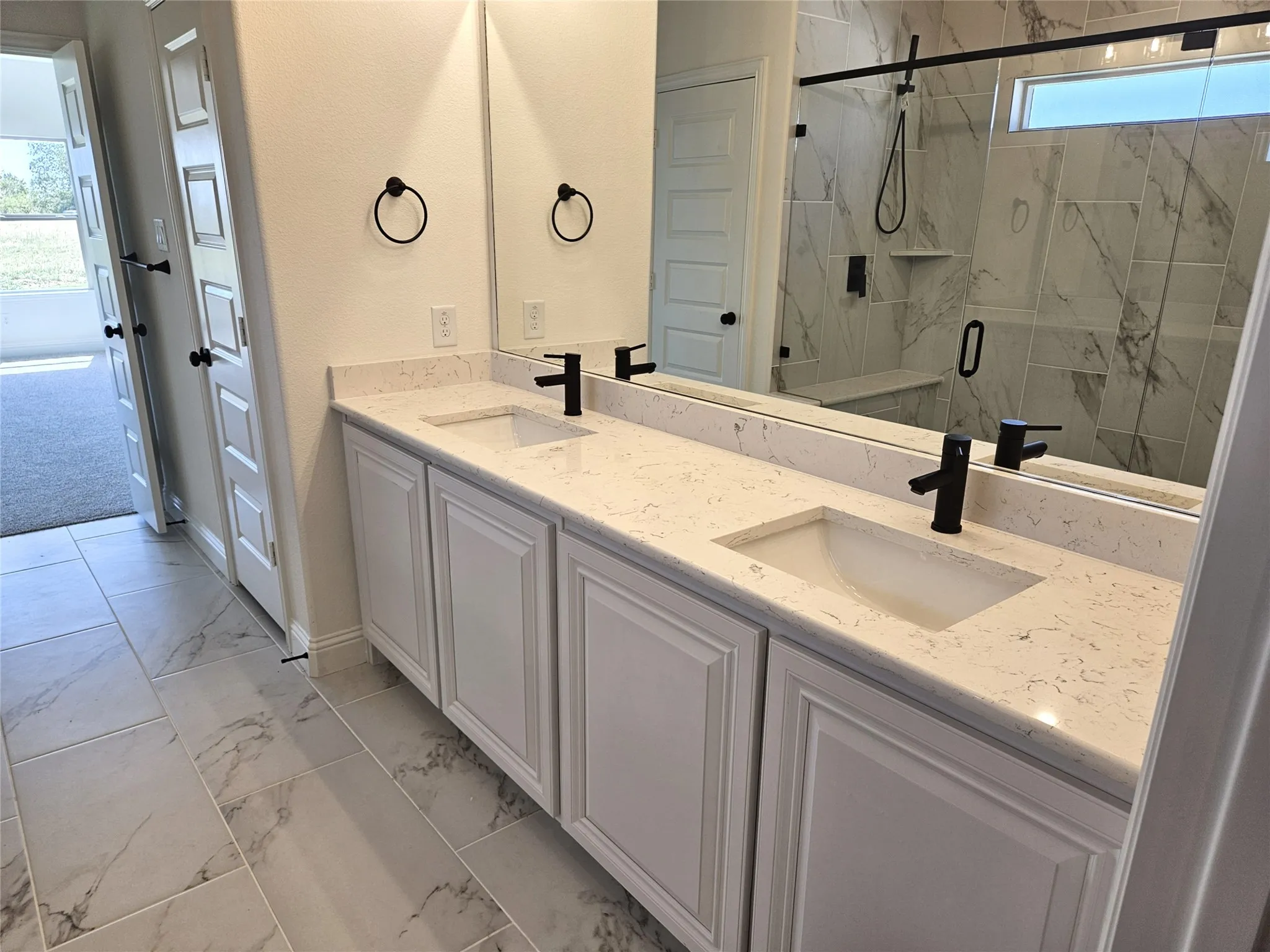 Single Family Residence For Sale in Grayson County , 228 Pronghorn Drive, Gordonville, Texas 76245, 4 Bedroom, 4 Bathroom, 6 Garage spaces, 2,863 Sqft, built in 2026, mls#21305918, Real Estate Agent in Gordonville, Homes For Sale in Grayson county, Homes For Sale in Gordonville, Realtor in Gordonville Texas, Real Estate Brokerage Independent Realty Texas, Luminita Cordes Realtor
