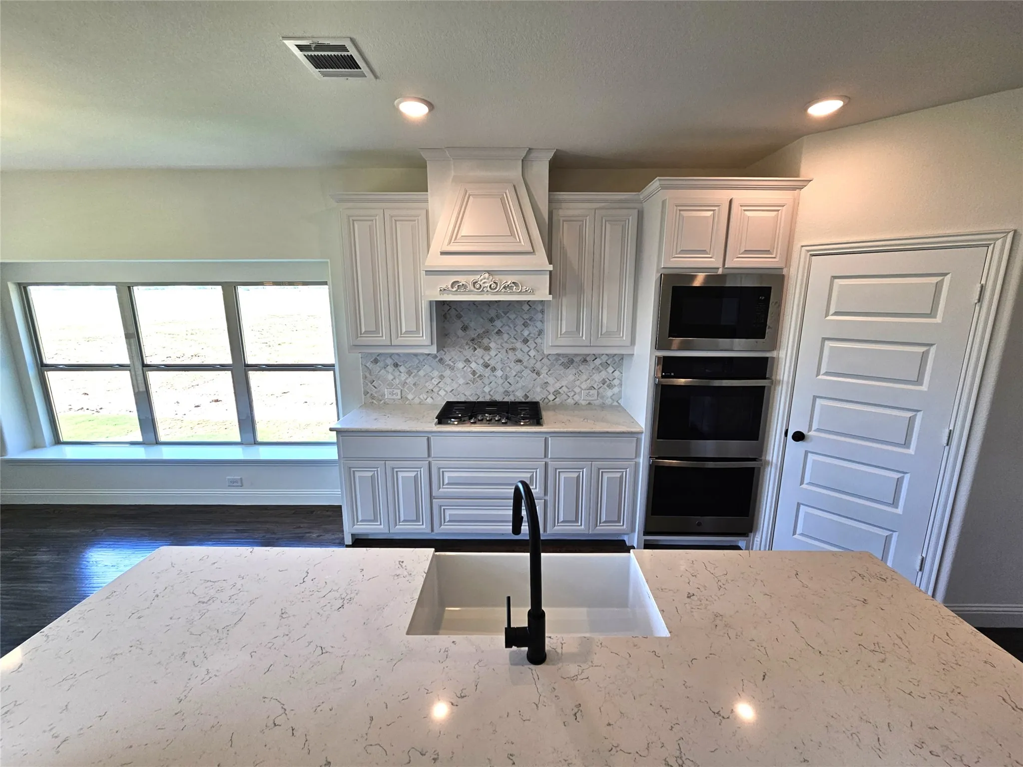 Single Family Residence For Sale in Grayson County , 228 Pronghorn Drive, Gordonville, Texas 76245, 4 Bedroom, 4 Bathroom, 6 Garage spaces, 2,863 Sqft, built in 2026, mls#21305918, Real Estate Agent in Gordonville, Homes For Sale in Grayson county, Homes For Sale in Gordonville, Realtor in Gordonville Texas, Real Estate Brokerage Independent Realty Texas, Luminita Cordes Realtor
