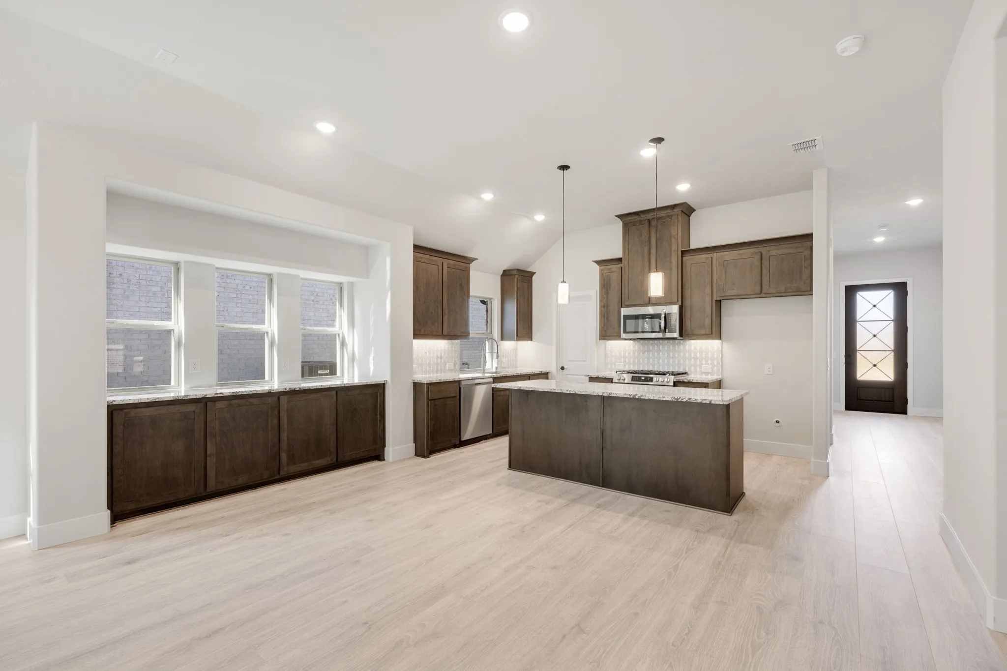Single Family Residence For Sale in Collin County , 790 Alder Drive, Lavon, Texas 75166, 4 Bedroom, 2 Bathroom, 2 Garage spaces, 2,034 Sqft, built in 2026, mls#21305920, Real Estate Agent in Lavon, Homes For Sale in Collin county, Homes For Sale in Lavon, Realtor in Lavon Texas, Real Estate Brokerage Independent Realty Texas, Luminita Cordes Realtor