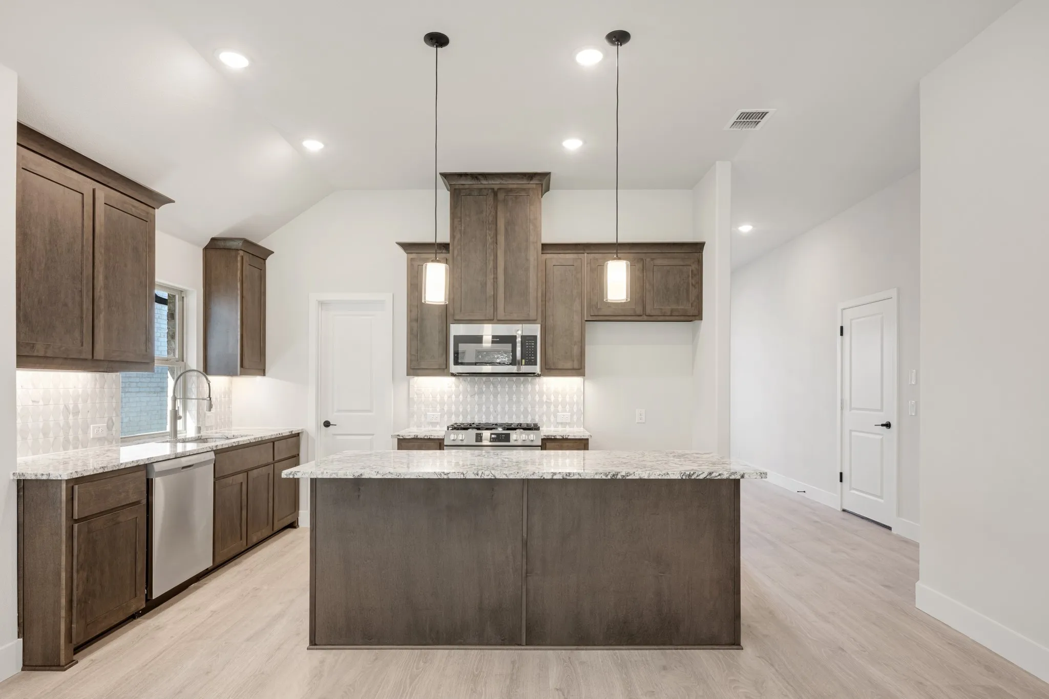 Single Family Residence For Sale in Collin County , 790 Alder Drive, Lavon, Texas 75166, 4 Bedroom, 2 Bathroom, 2 Garage spaces, 2,034 Sqft, built in 2026, mls#21305920, Real Estate Agent in Lavon, Homes For Sale in Collin county, Homes For Sale in Lavon, Realtor in Lavon Texas, Real Estate Brokerage Independent Realty Texas, Luminita Cordes Realtor