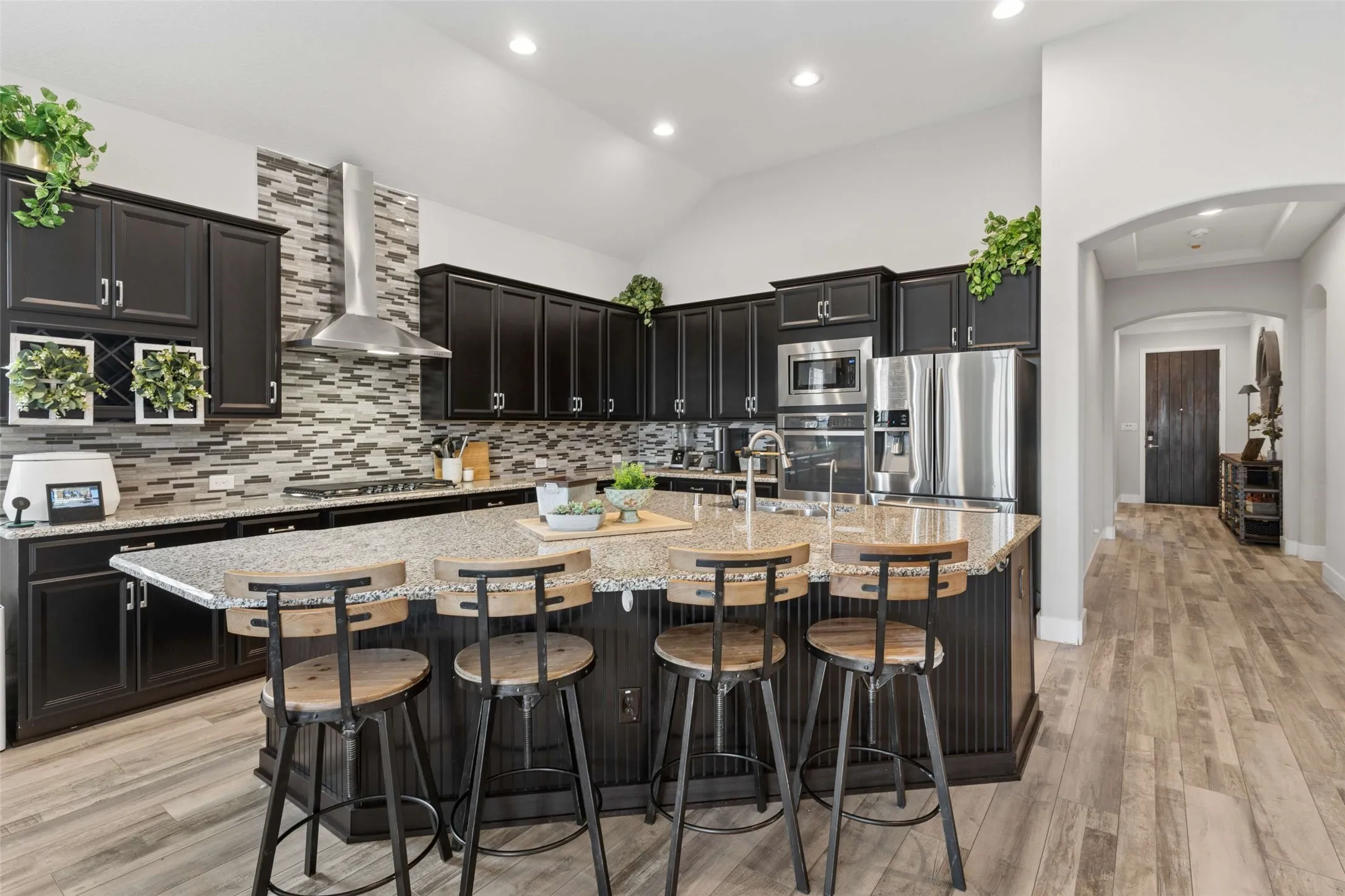 Single Family Residence For Sale in Denton County , 2604 Walnut Creek Lane, The Colony, Texas 75056, 3 Bedroom, 2 Bathroom, 3 Garage spaces, 2,336 Sqft, built in 2016, mls#21305915, Real Estate Agent in The Colony, Homes For Sale in Denton county, Homes For Sale in The Colony, Realtor in The Colony Texas, Real Estate Brokerage Independent Realty Texas, Luminita Cordes Realtor