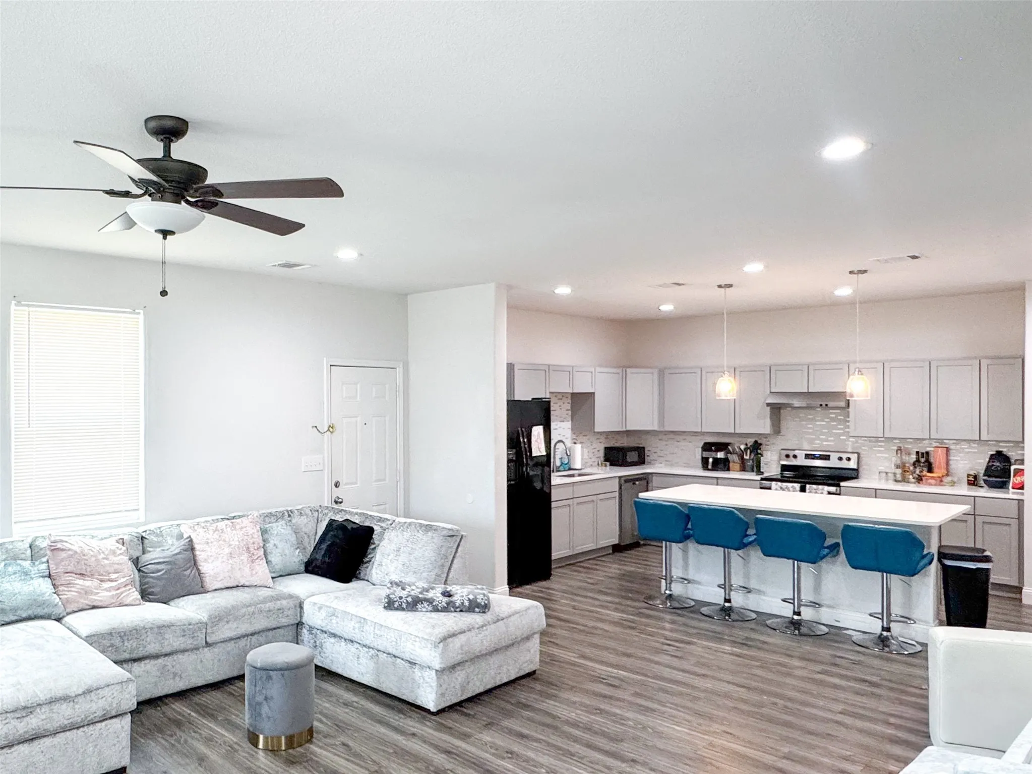 Single Family Residence For Sale in Hunt County , 3322 Pickett Street, Greenville, Texas 75401, 3 Bedrooms, 3 Bathrooms, 1 Garage spaces, 1,917 Sqft, built in 2021, Price $294,000, mls#21298202, Real Estate Agent in Greenville, Homes For Sale in Hunt county, Homes For Sale in Greenville, Realtor in Greenville Texas, Real Estate Brokerage Independent Realty Texas, Luminita Cordes Realtor