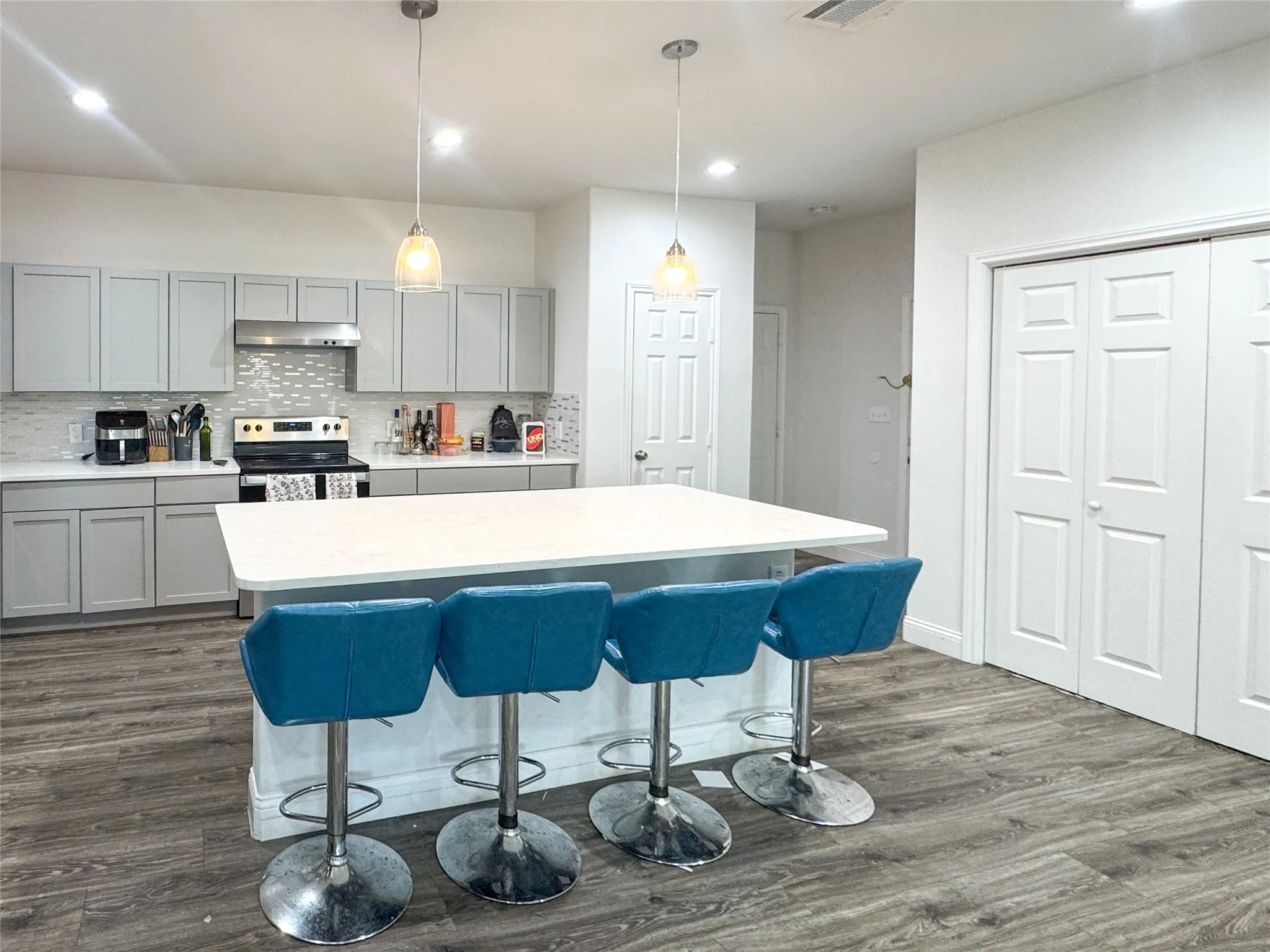 Single Family Residence For Sale in Hunt County , 3322 Pickett Street, Greenville, Texas 75401, 3 Bedrooms, 3 Bathrooms, 1 Garage spaces, 1,917 Sqft, built in 2021, Price $294,000, mls#21298202, Real Estate Agent in Greenville, Homes For Sale in Hunt county, Homes For Sale in Greenville, Realtor in Greenville Texas, Real Estate Brokerage Independent Realty Texas, Luminita Cordes Realtor