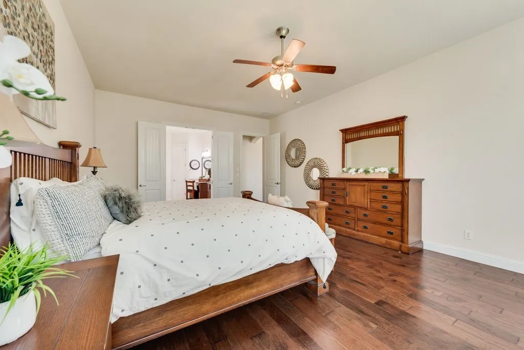 Single Family Residence For Sale in Collin County , 7230 Milsap Lane, Frisco, Texas 75035, 4 Bedroom, 4 Bathroom, 2 Garage spaces, 3,634 Sqft, built in 2014, mls#21304755, Real Estate Agent in Frisco, Homes For Sale in Collin county, Homes For Sale in Frisco, Realtor in Frisco Texas, Real Estate Brokerage Independent Realty Texas, Luminita Cordes Realtor