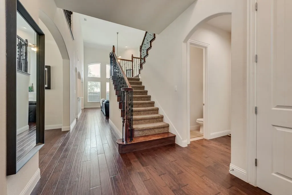 Single Family Residence For Sale in Collin County , 7230 Milsap Lane, Frisco, Texas 75035, 4 Bedroom, 4 Bathroom, 2 Garage spaces, 3,634 Sqft, built in 2014, mls#21304755, Real Estate Agent in Frisco, Homes For Sale in Collin county, Homes For Sale in Frisco, Realtor in Frisco Texas, Real Estate Brokerage Independent Realty Texas, Luminita Cordes Realtor