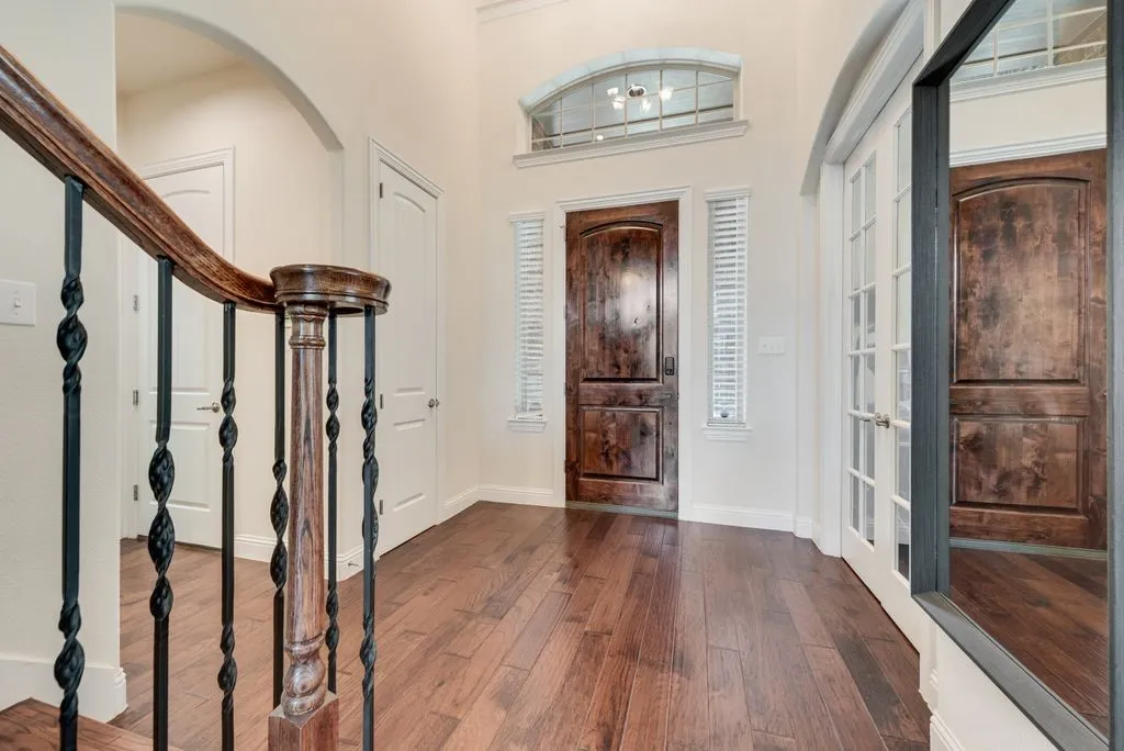 Single Family Residence For Sale in Collin County , 7230 Milsap Lane, Frisco, Texas 75035, 4 Bedroom, 4 Bathroom, 2 Garage spaces, 3,634 Sqft, built in 2014, mls#21304755, Real Estate Agent in Frisco, Homes For Sale in Collin county, Homes For Sale in Frisco, Realtor in Frisco Texas, Real Estate Brokerage Independent Realty Texas, Luminita Cordes Realtor