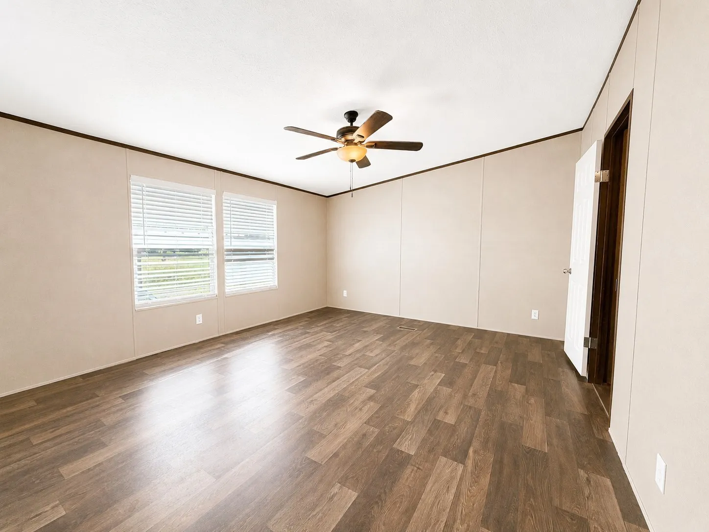 Manufactured Home For Sale in Wise County , 112 Buffalo Gap Drive, Bridgeport, Texas 76426, 4 Bedroom, 2 Bathroom, Garage spaces, 1,568 Sqft, built in 2023, mls#21305851, Real Estate Agent in Bridgeport, Homes For Sale in Wise county, Homes For Sale in Bridgeport, Realtor in Bridgeport Texas, Real Estate Brokerage Independent Realty Texas, Luminita Cordes Realtor