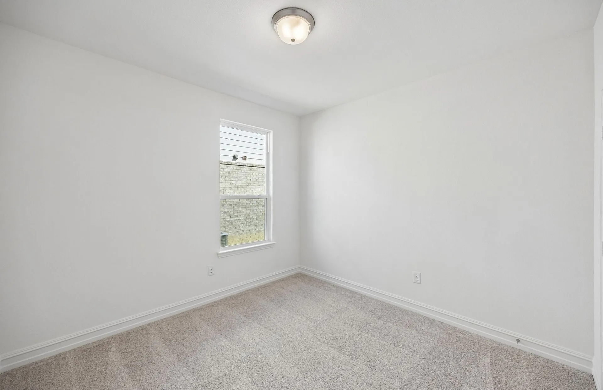Secondary bedroom