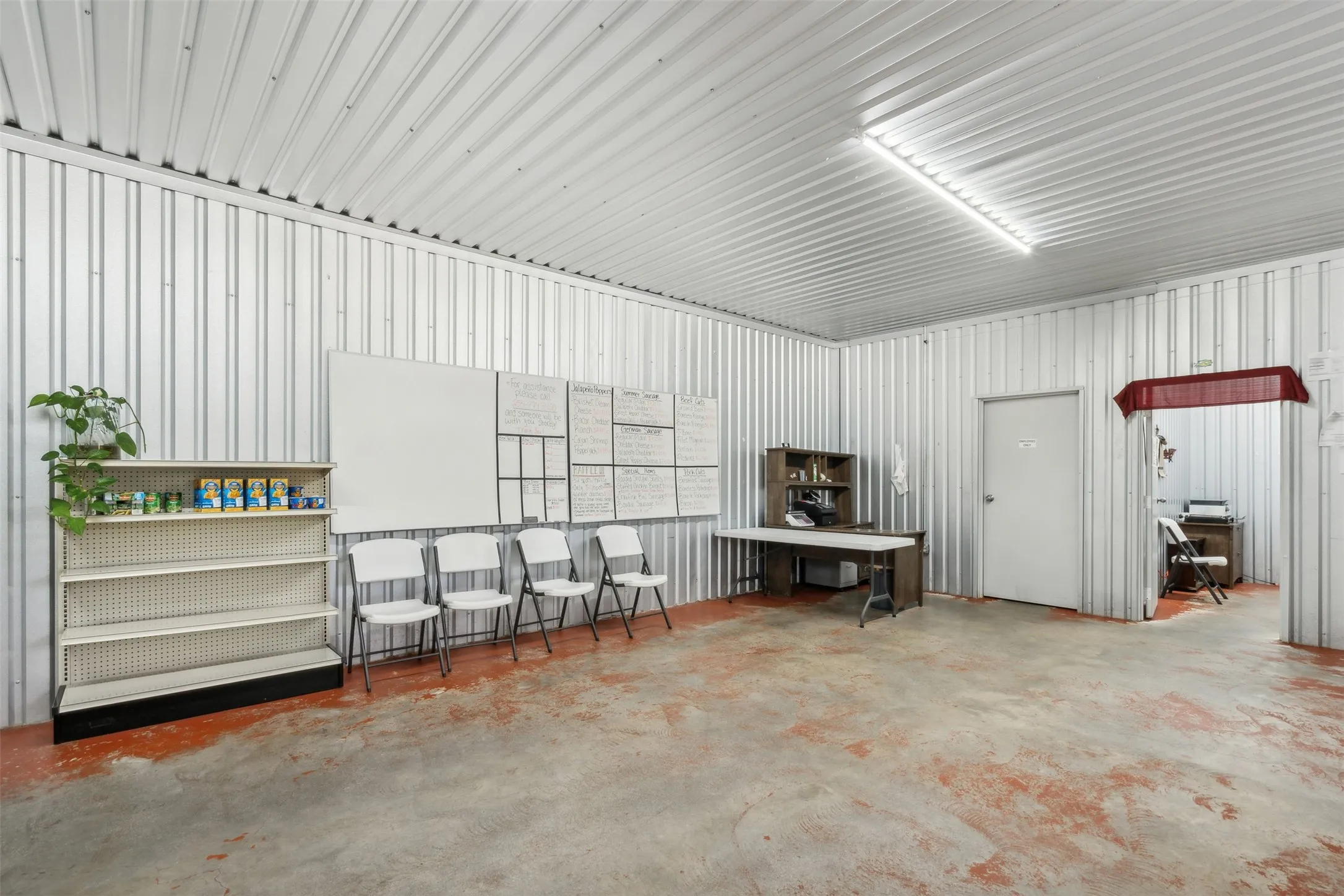 Ranch For Sale in Bosque County , 324 E Highway 6, Iredell, Texas 76649, 0, 0, Garage spaces, 0 Sqft, built in 0, mls#21305983, Real Estate Agent in Iredell, Homes For Sale in Bosque county, Homes For Sale in Iredell, Realtor in Iredell Texas, Real Estate Brokerage Independent Realty Texas, Luminita Cordes Realtor