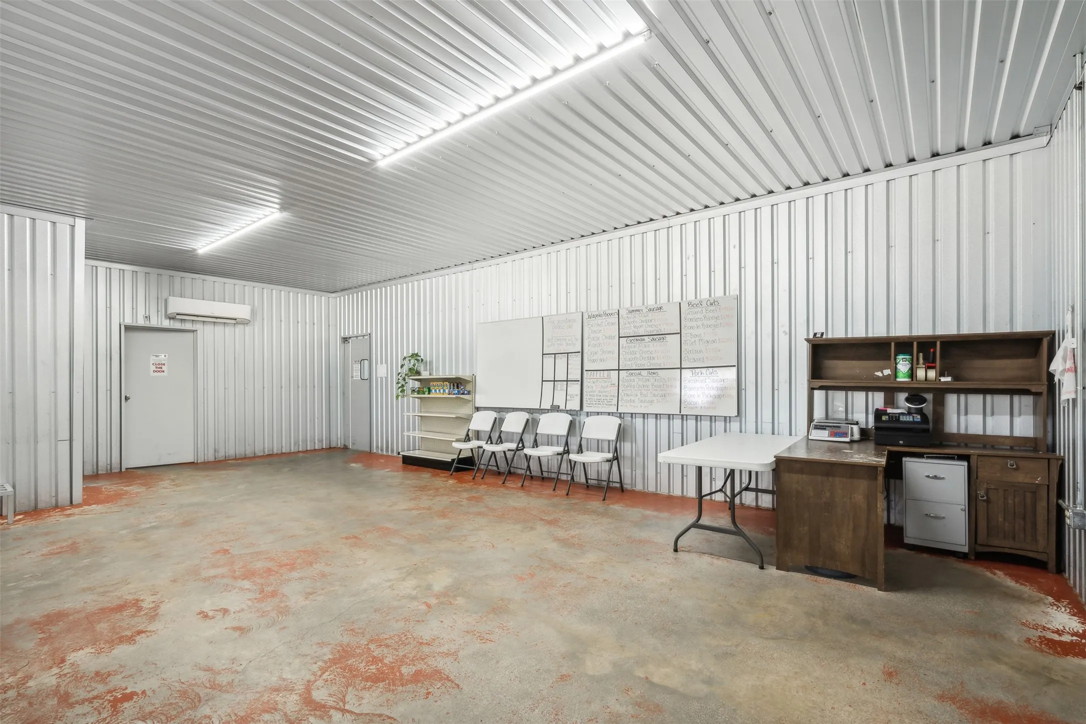 Ranch For Sale in Bosque County , 324 E Highway 6, Iredell, Texas 76649, 0, 0, Garage spaces, 0 Sqft, built in 0, mls#21305983, Real Estate Agent in Iredell, Homes For Sale in Bosque county, Homes For Sale in Iredell, Realtor in Iredell Texas, Real Estate Brokerage Independent Realty Texas, Luminita Cordes Realtor