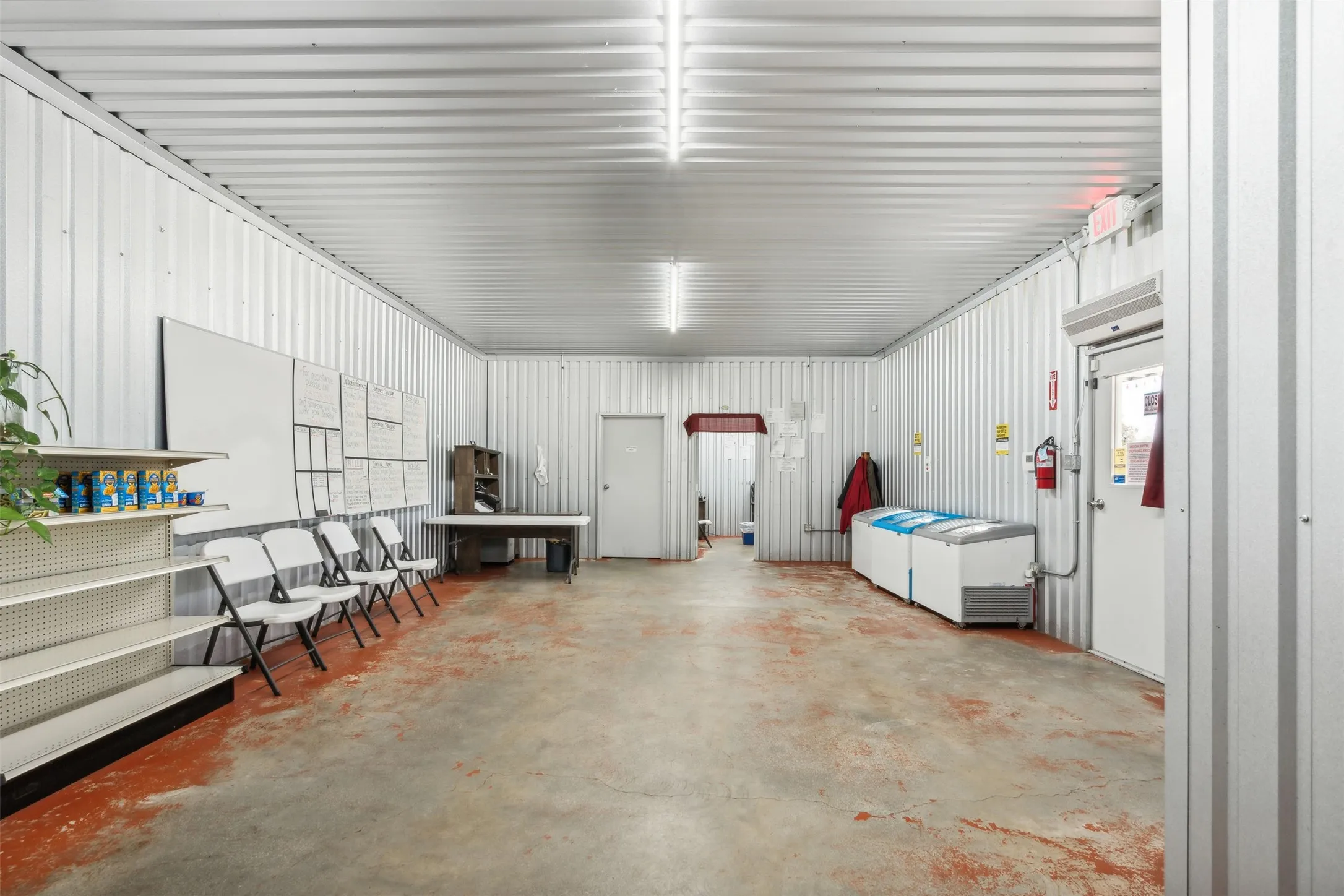 Ranch For Sale in Bosque County , 324 E Highway 6, Iredell, Texas 76649, 0, 0, Garage spaces, 0 Sqft, built in 0, mls#21305983, Real Estate Agent in Iredell, Homes For Sale in Bosque county, Homes For Sale in Iredell, Realtor in Iredell Texas, Real Estate Brokerage Independent Realty Texas, Luminita Cordes Realtor
