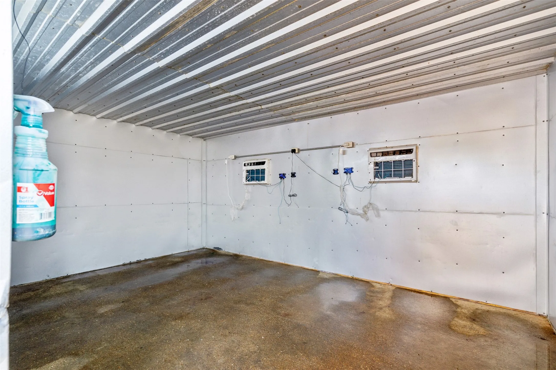 Ranch For Sale in Bosque County , 324 E Highway 6, Iredell, Texas 76649, 0, 0, Garage spaces, 0 Sqft, built in 0, mls#21305983, Real Estate Agent in Iredell, Homes For Sale in Bosque county, Homes For Sale in Iredell, Realtor in Iredell Texas, Real Estate Brokerage Independent Realty Texas, Luminita Cordes Realtor