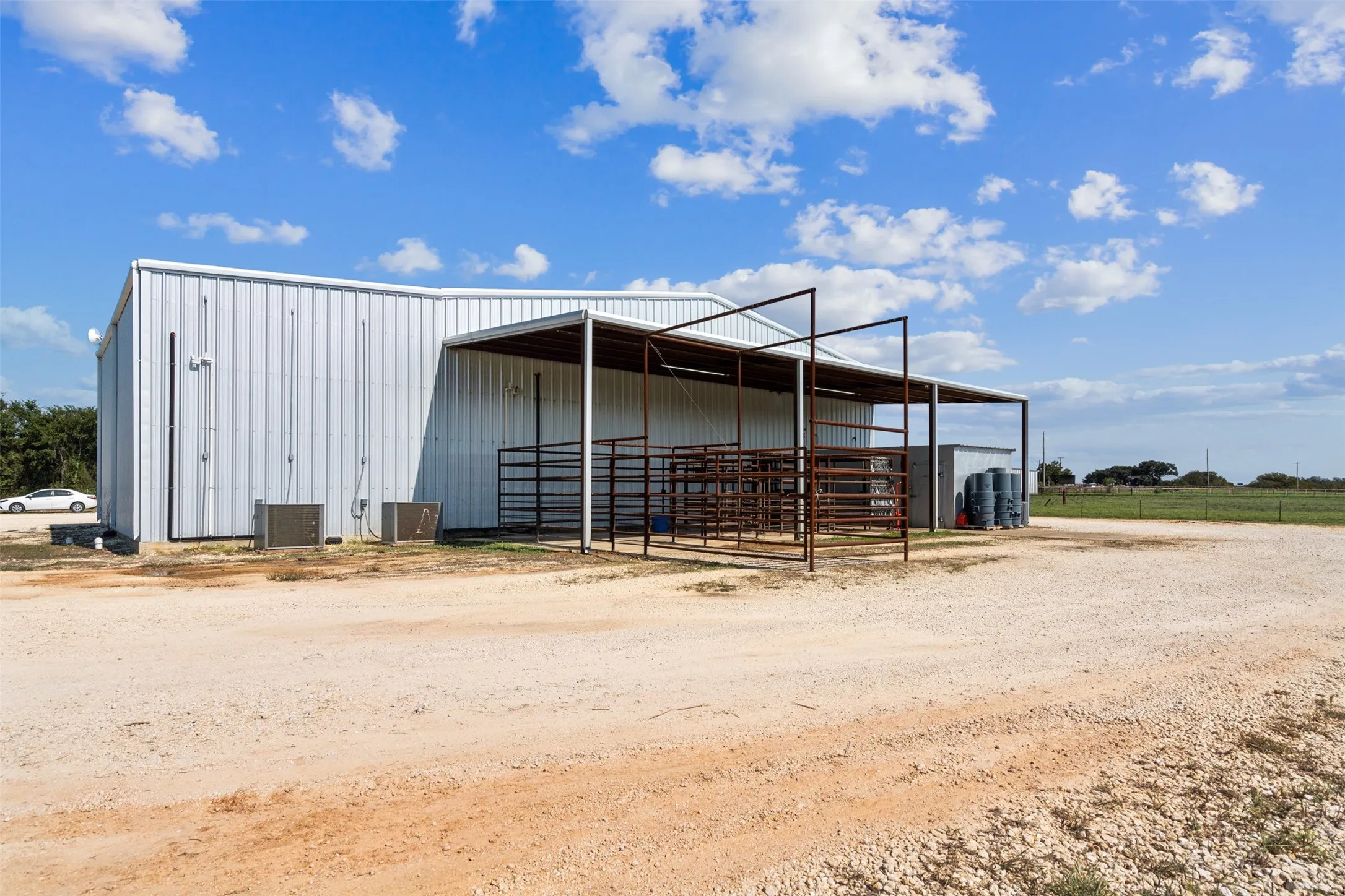 Ranch For Sale in Bosque County , 324 E Highway 6, Iredell, Texas 76649, 0, 0, Garage spaces, 0 Sqft, built in 0, mls#21305983, Real Estate Agent in Iredell, Homes For Sale in Bosque county, Homes For Sale in Iredell, Realtor in Iredell Texas, Real Estate Brokerage Independent Realty Texas, Luminita Cordes Realtor