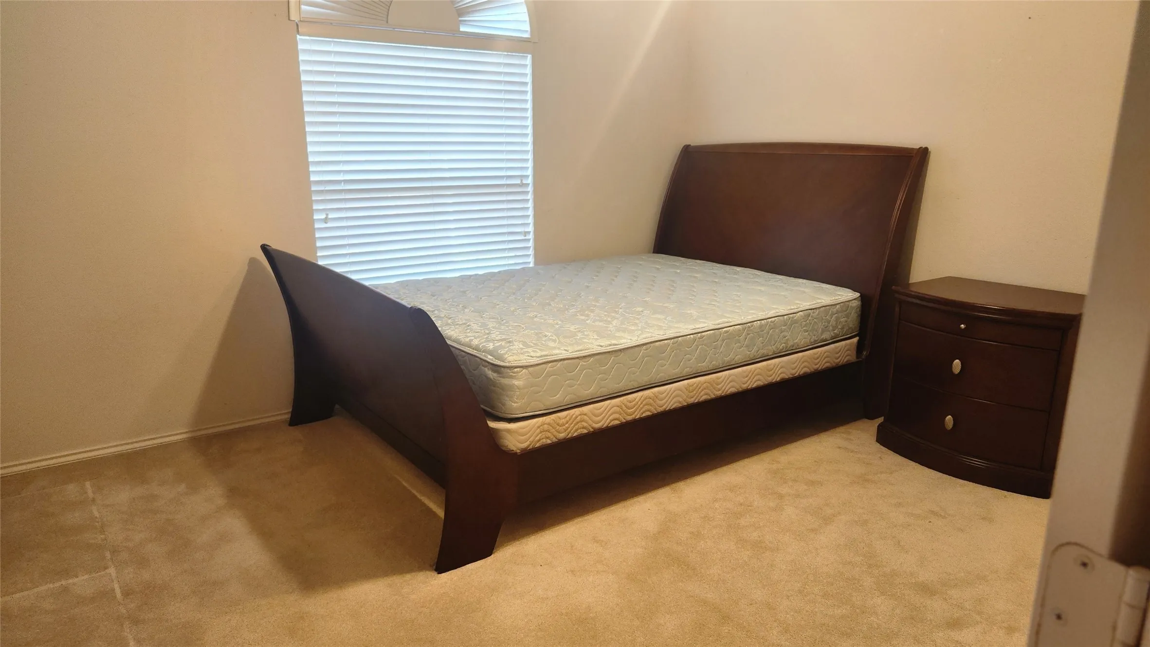 Single Family Residence For Rent in Denton County , 1381 Wentworth Drive, Lewisville, Texas 75067, 4 Bedroom, 3 Bathroom, 2 Garage spaces, 2,873 Sqft, built in 1994, mls#21304861, Real Estate Agent in Lewisville, Homes For Rent in Denton county, Homes For Rent in Lewisville, Realtor in Lewisville Texas, Real Estate Brokerage Independent Realty Texas, Luminita Cordes Realtor