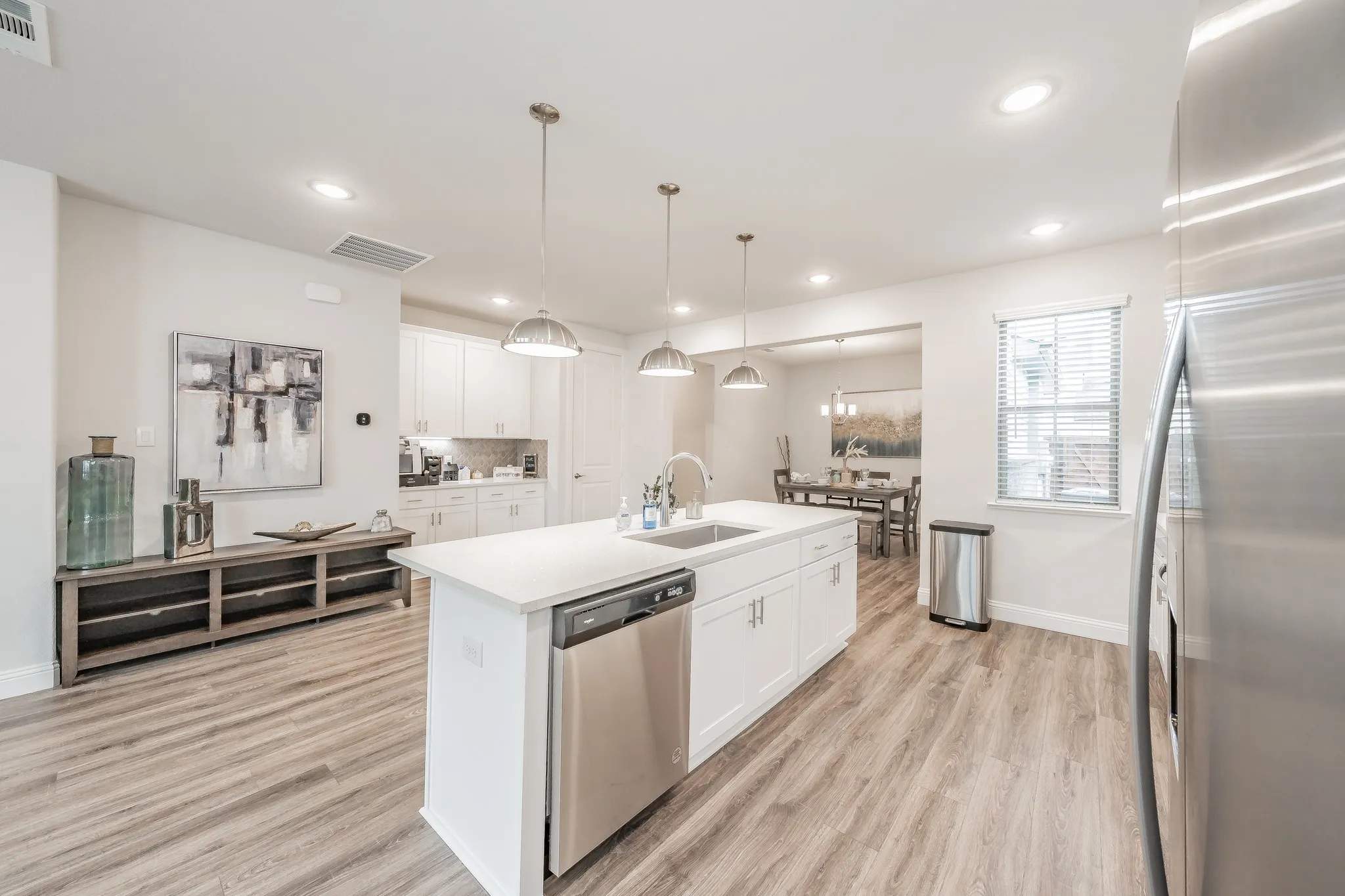 Townhouse For Rent in Tarrant County , 9713 Thorncrown Lane, Fort Worth, Texas 76179, 3 Bedrooms, 3 Bathrooms, 2 Garage spaces, 1,933 Sqft, built in 2022, Price $2,450, mls#21306007, Real Estate Agent in Fort Worth, Homes For Rent in Tarrant county, Homes For Rent in Fort Worth, Realtor in Fort Worth Texas, Real Estate Brokerage Independent Realty Texas, Luminita Cordes Realtor