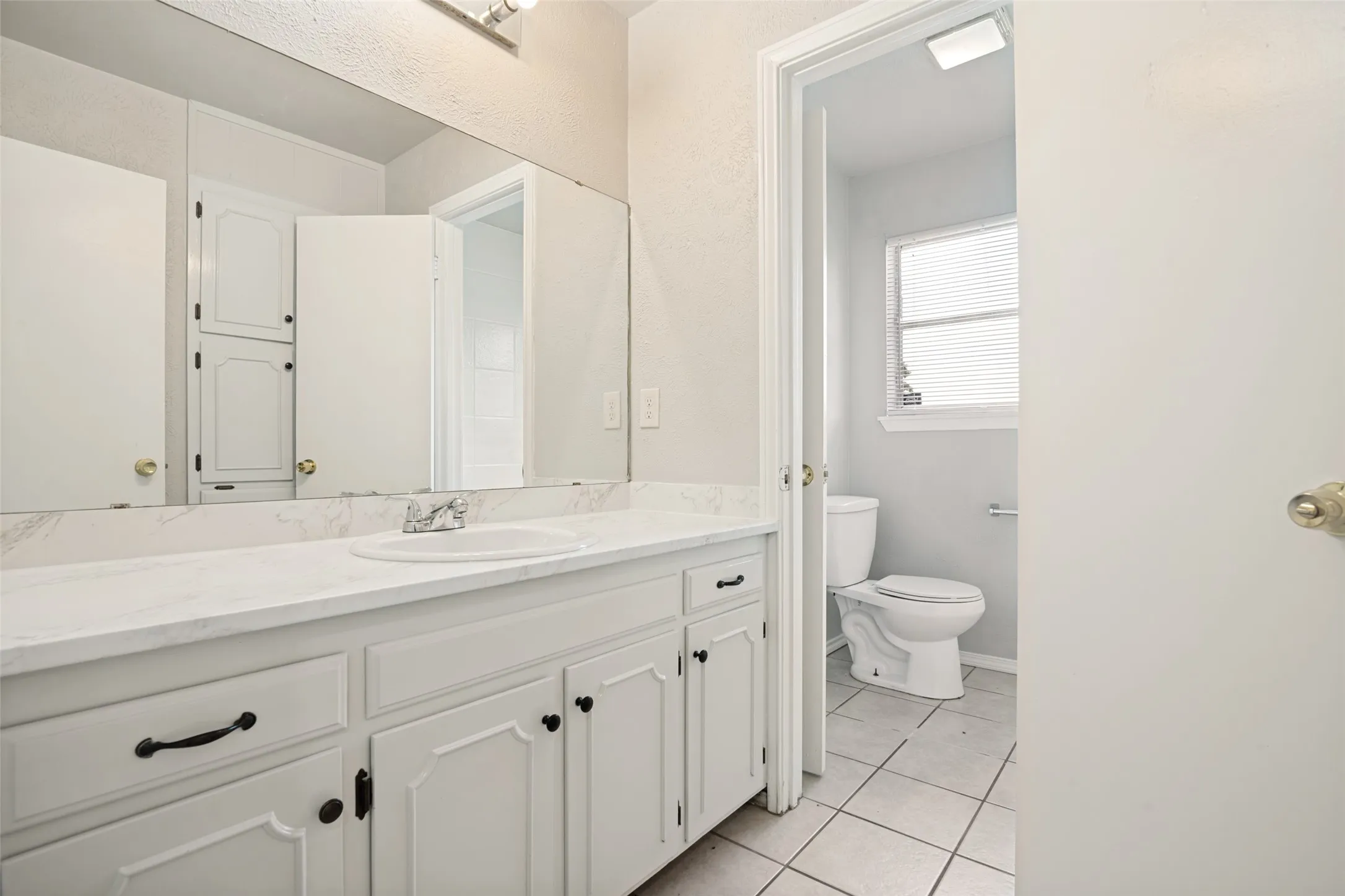 Single Family Residence For Sale in Dallas County , 1421 Mount Vernon Drive, Mesquite, Texas 75149, 3 Bedrooms, 2 Bathrooms, 2 Garage spaces, 1,733 Sqft, built in 1970, Price $285,000, mls#21305987, Real Estate Agent in Mesquite, Homes For Sale in Dallas county, Homes For Sale in Mesquite, Realtor in Mesquite Texas, Real Estate Brokerage Independent Realty Texas, Luminita Cordes Realtor