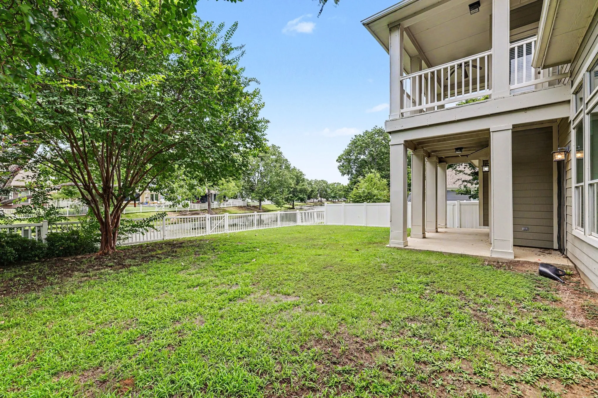 Single Family Residence For Sale in Denton County , 1430 Providence Boulevard, Providence Village, Texas 76227, 4 Bedroom, 3 Bathroom, 2 Garage spaces, 2,325 Sqft, built in 2004, mls#21304475, Real Estate Agent in Providence Village, Homes For Sale in Denton county, Homes For Sale in Providence Village, Realtor in Providence Village Texas, Real Estate Brokerage Independent Realty Texas, Luminita Cordes Realtor