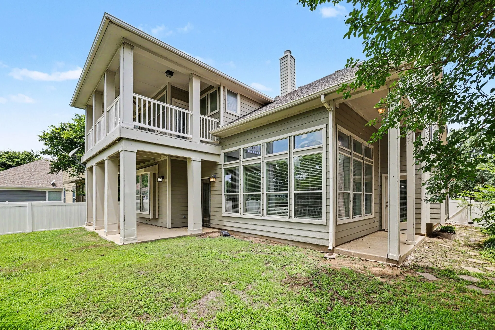 Single Family Residence For Sale in Denton County , 1430 Providence Boulevard, Providence Village, Texas 76227, 4 Bedroom, 3 Bathroom, 2 Garage spaces, 2,325 Sqft, built in 2004, mls#21304475, Real Estate Agent in Providence Village, Homes For Sale in Denton county, Homes For Sale in Providence Village, Realtor in Providence Village Texas, Real Estate Brokerage Independent Realty Texas, Luminita Cordes Realtor